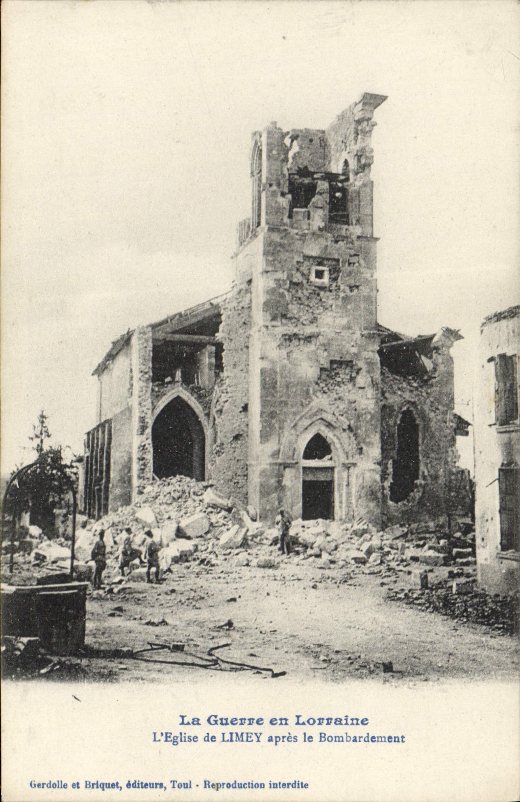 VINTAGE POSTCARD Militaria the War in Lorraine Limey after the bombardment