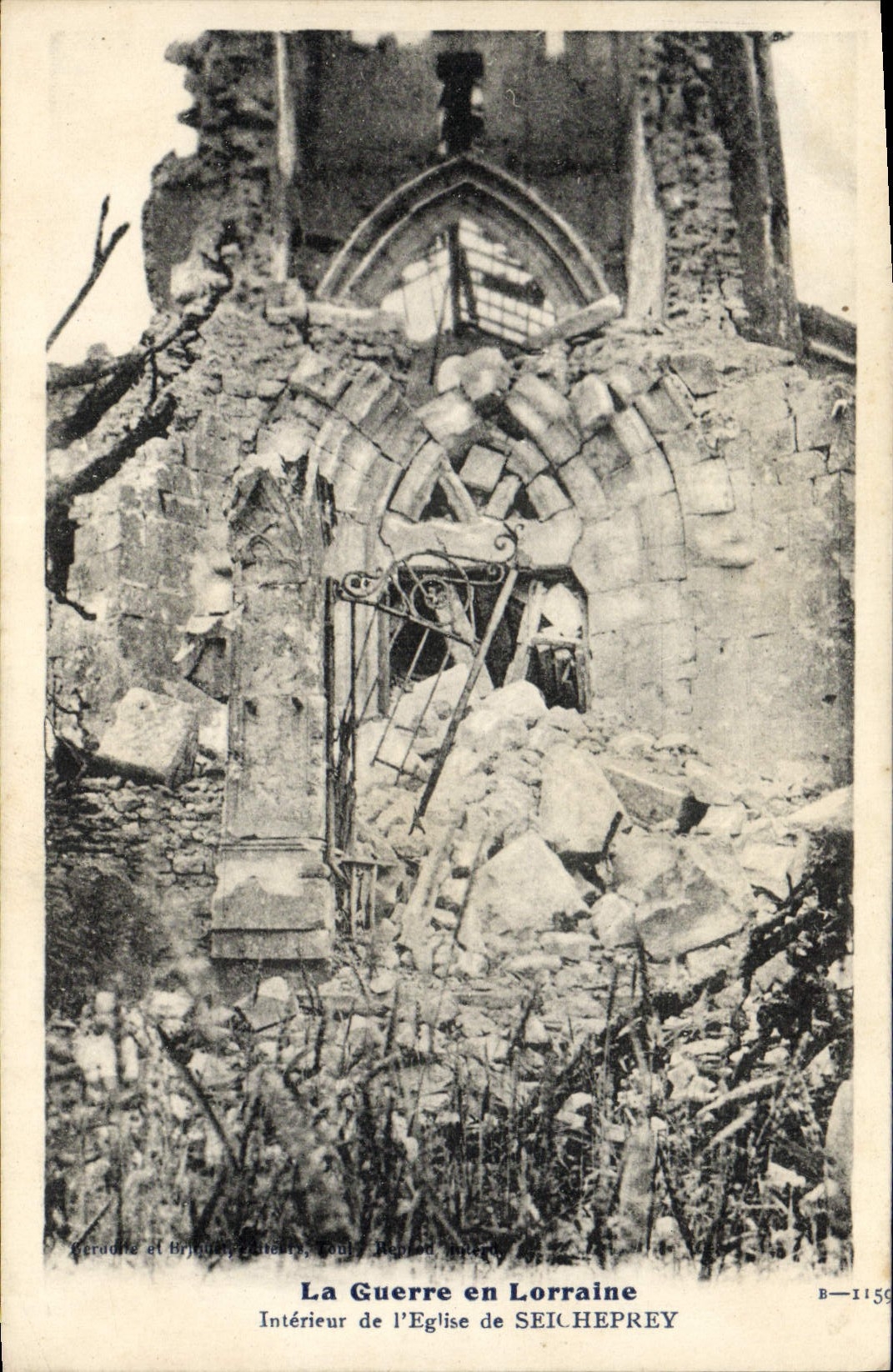 VINTAGE POSTCARD Militaria the War In Lorraine the Church De Seicheprey