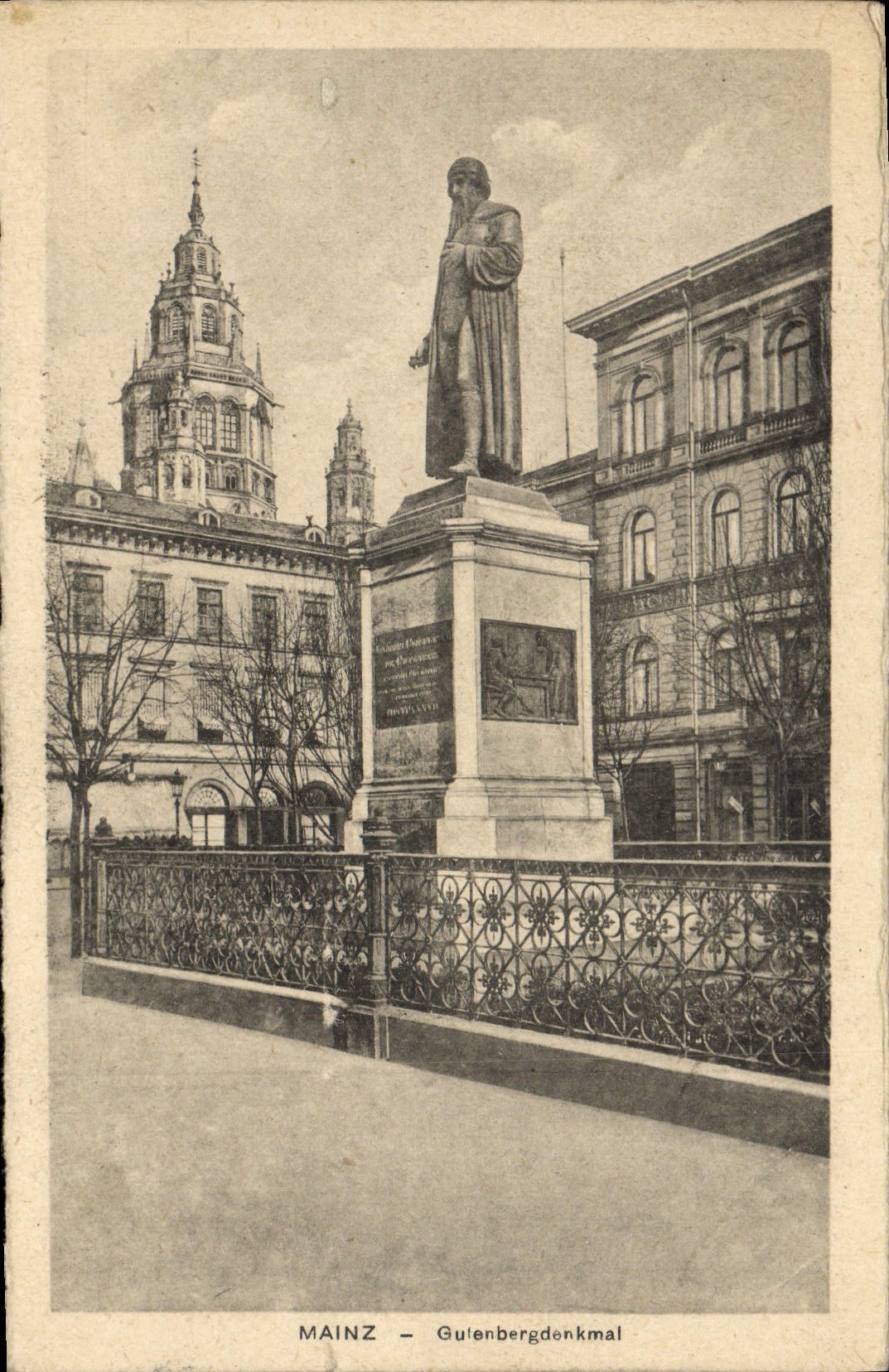 VINTAGE POSTCARD Mainz Gutenbergdenkmal Gutenberg