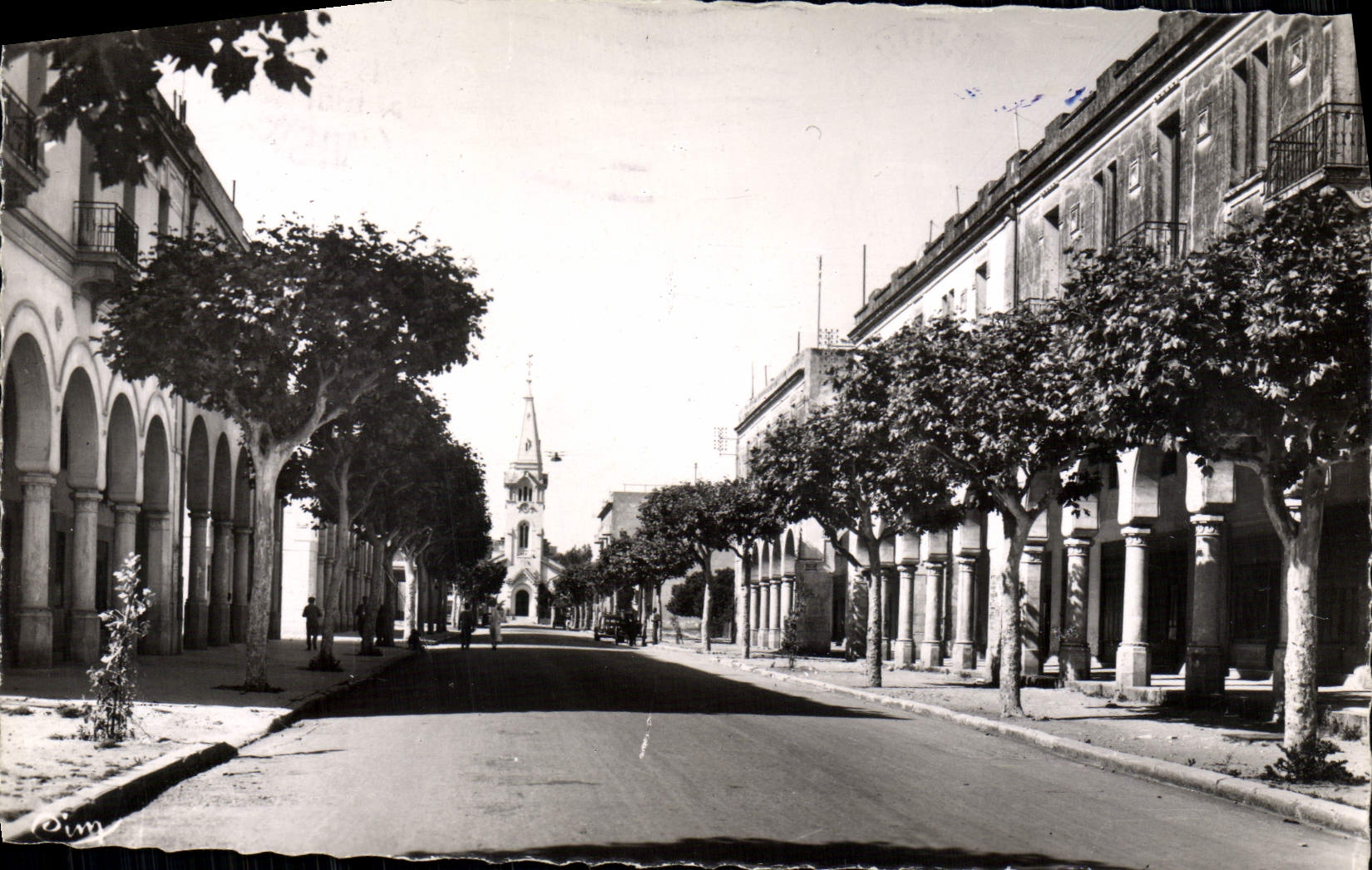 MODERN CARD Perryville Street Charles de Gaulle