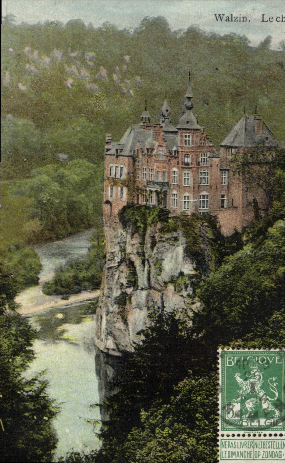 VINTAGE POSTCARD Walzin the castle
