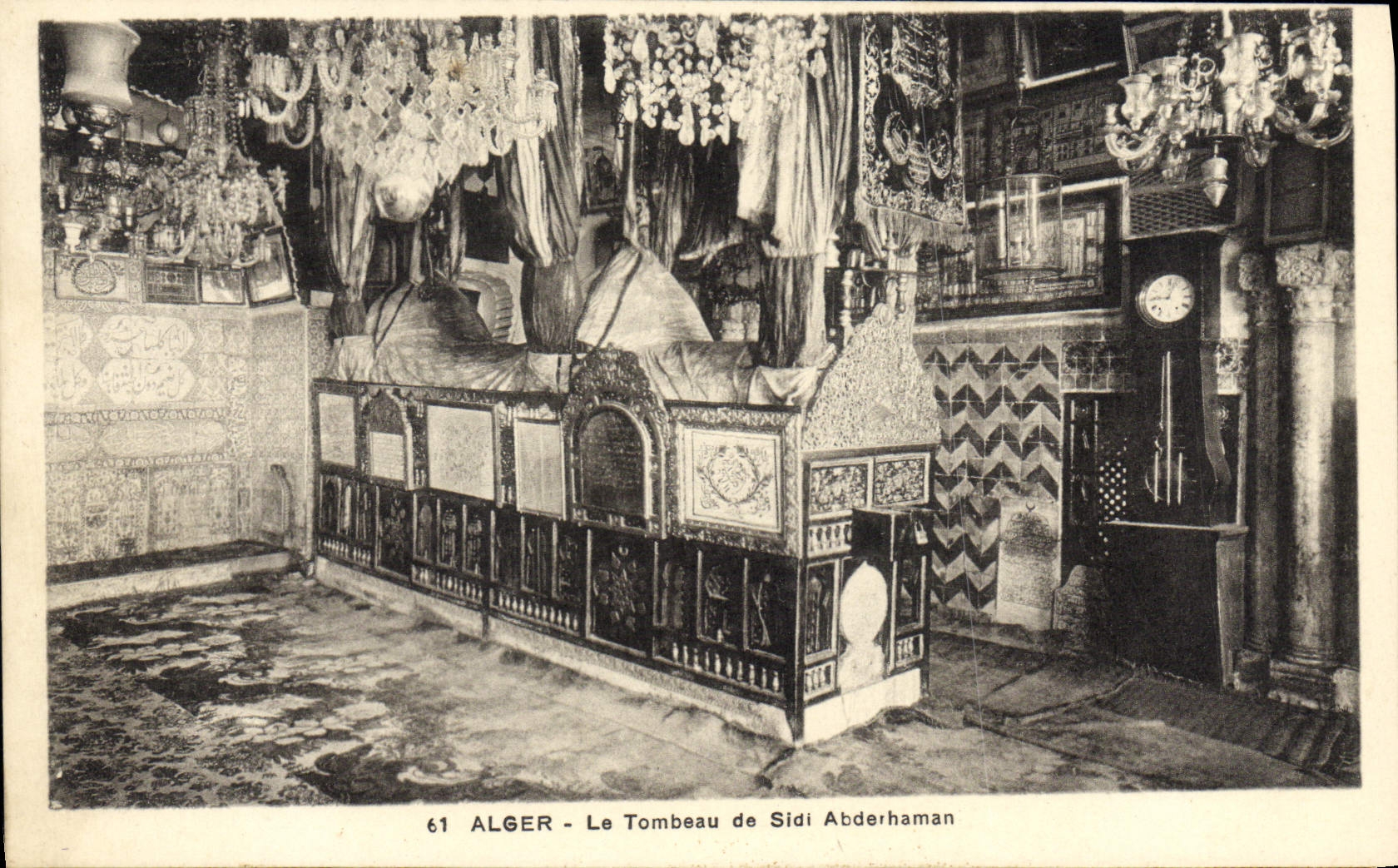 CPA Alger Le Tombeau de Sidi Abdihaman