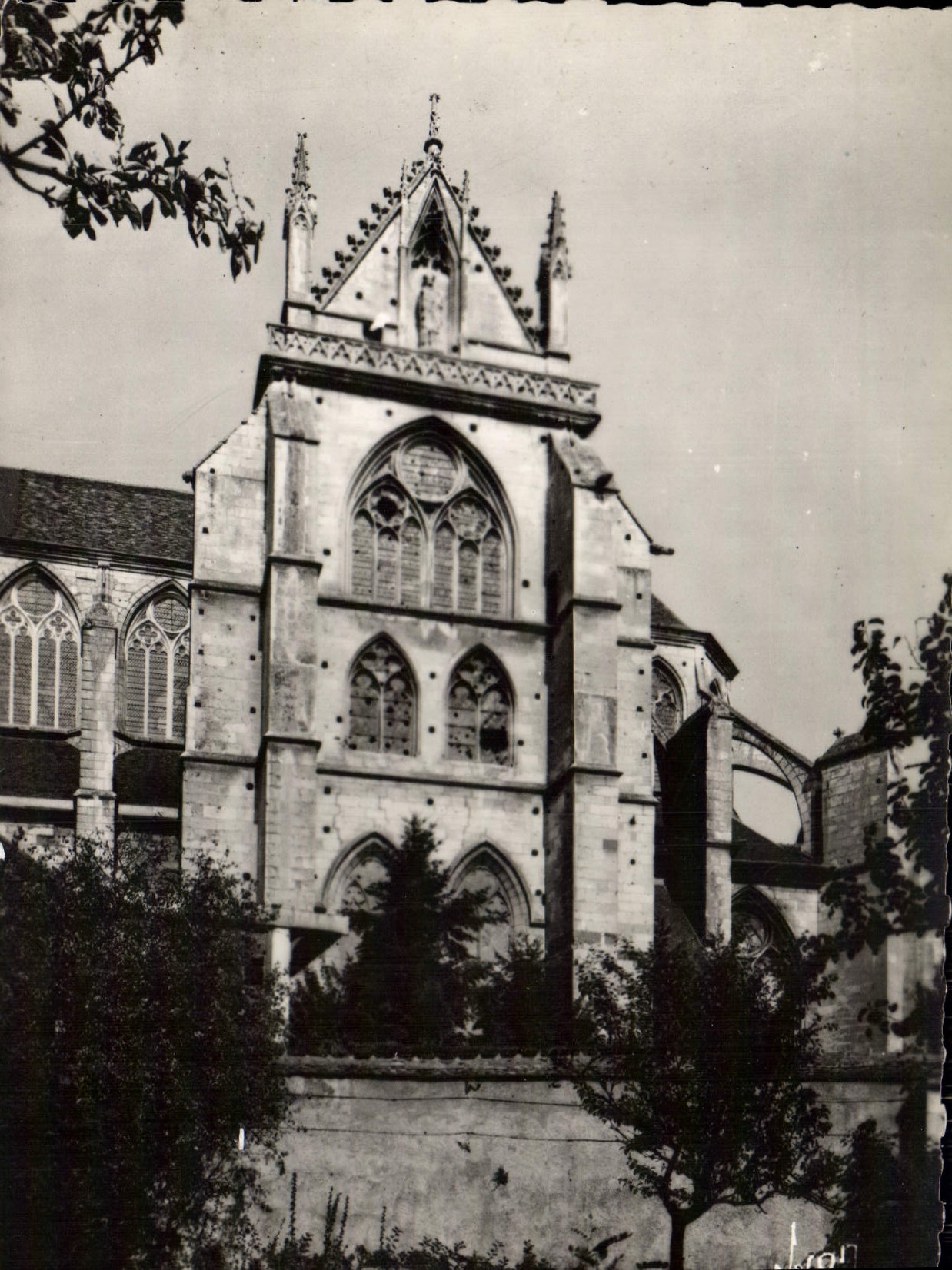 CPM Auxerre Ancienne Abbaye St Germain Le Transept Sud