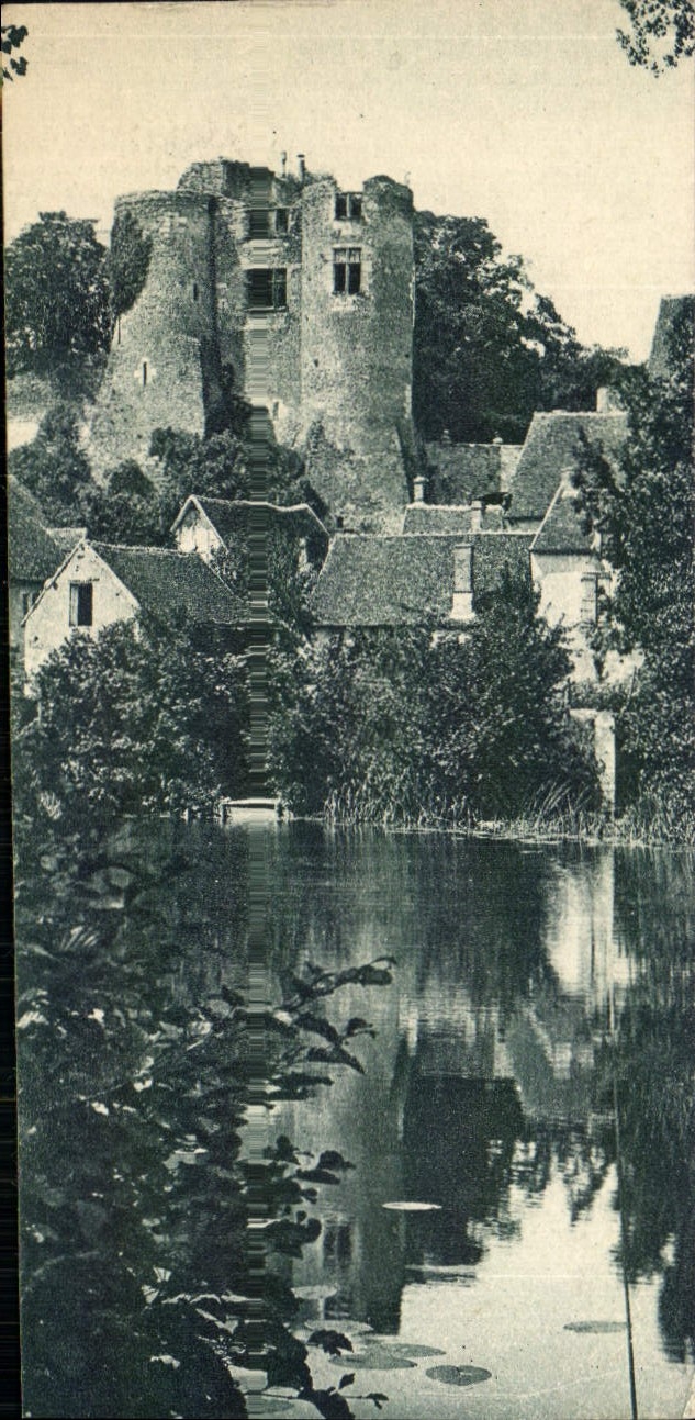 VINTAGE POSTCARD Castle of Launay