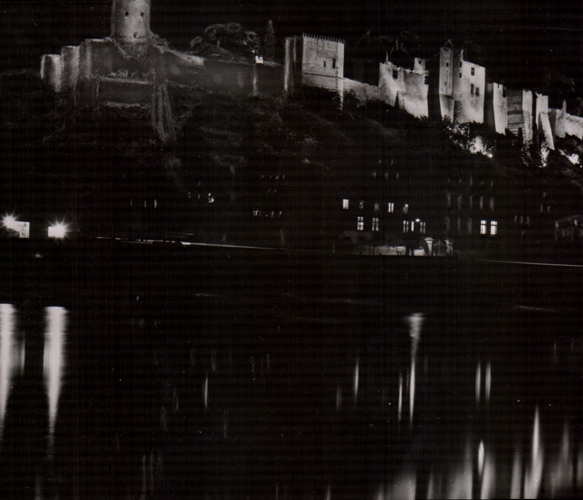 MODERN CARD Chinon the Castle illuminates