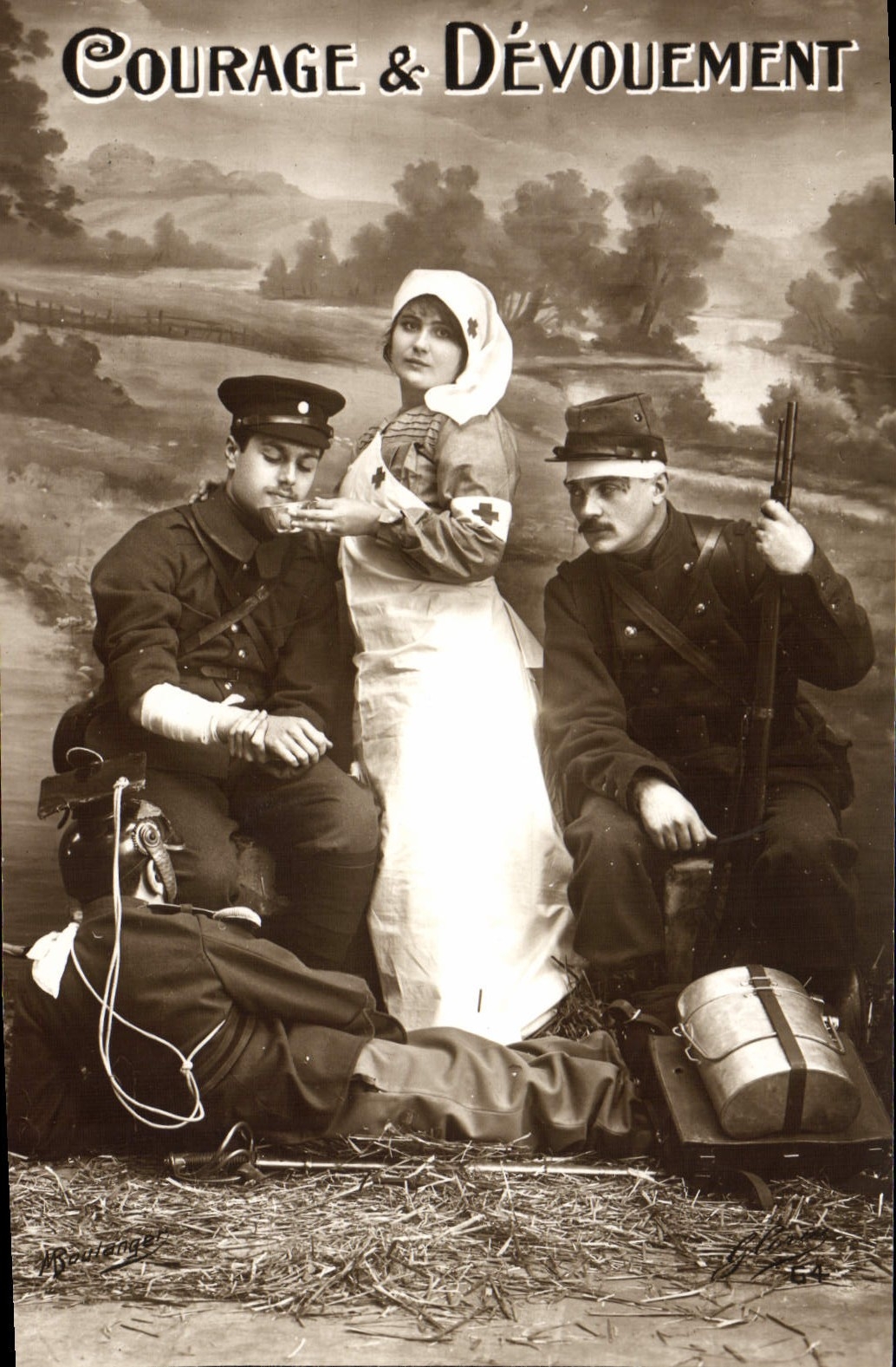 VINTAGE POSTCARD Fantasy Nurse Woman Red Cross Soldier Militaria Militaria Courage Devotion Courage Devotion