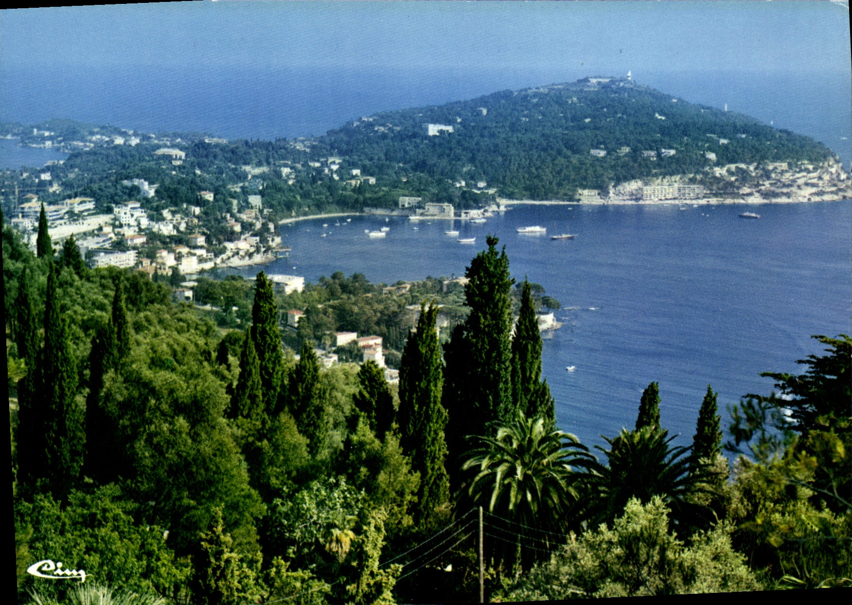 CPM St Jean Cap Ferrat Vue sur le Cap