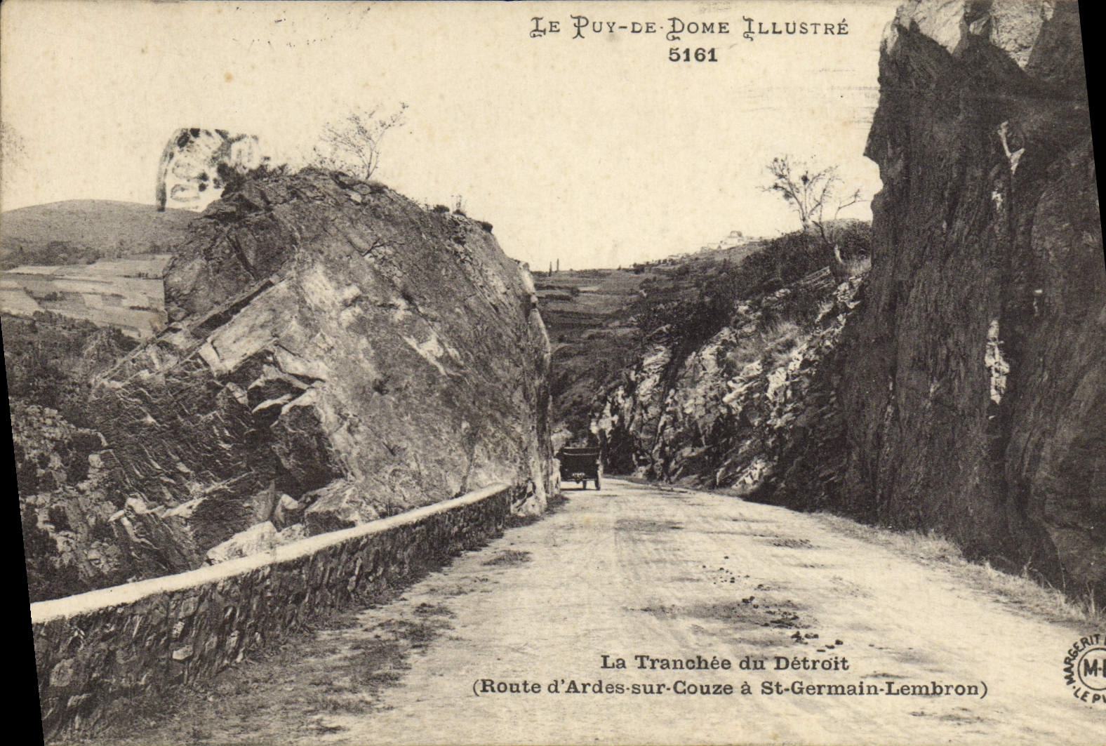 VINTAGE POSTCARD Puy de Dome Illustrates the trench of the Strait Road of Ardes on Couze has German St Lembron