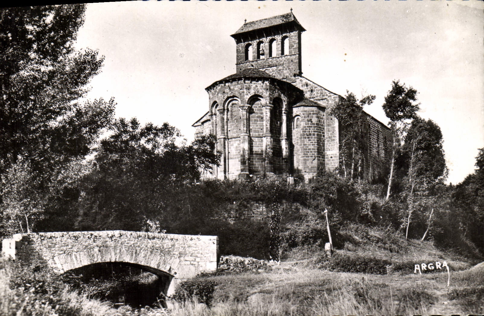 MODERN CARD Espalion Church of Persia Romance Style of Xll E century