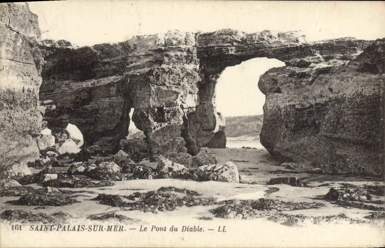 VINTAGE POSTCARD Holy Palate on Sea the Bridge of the Devil