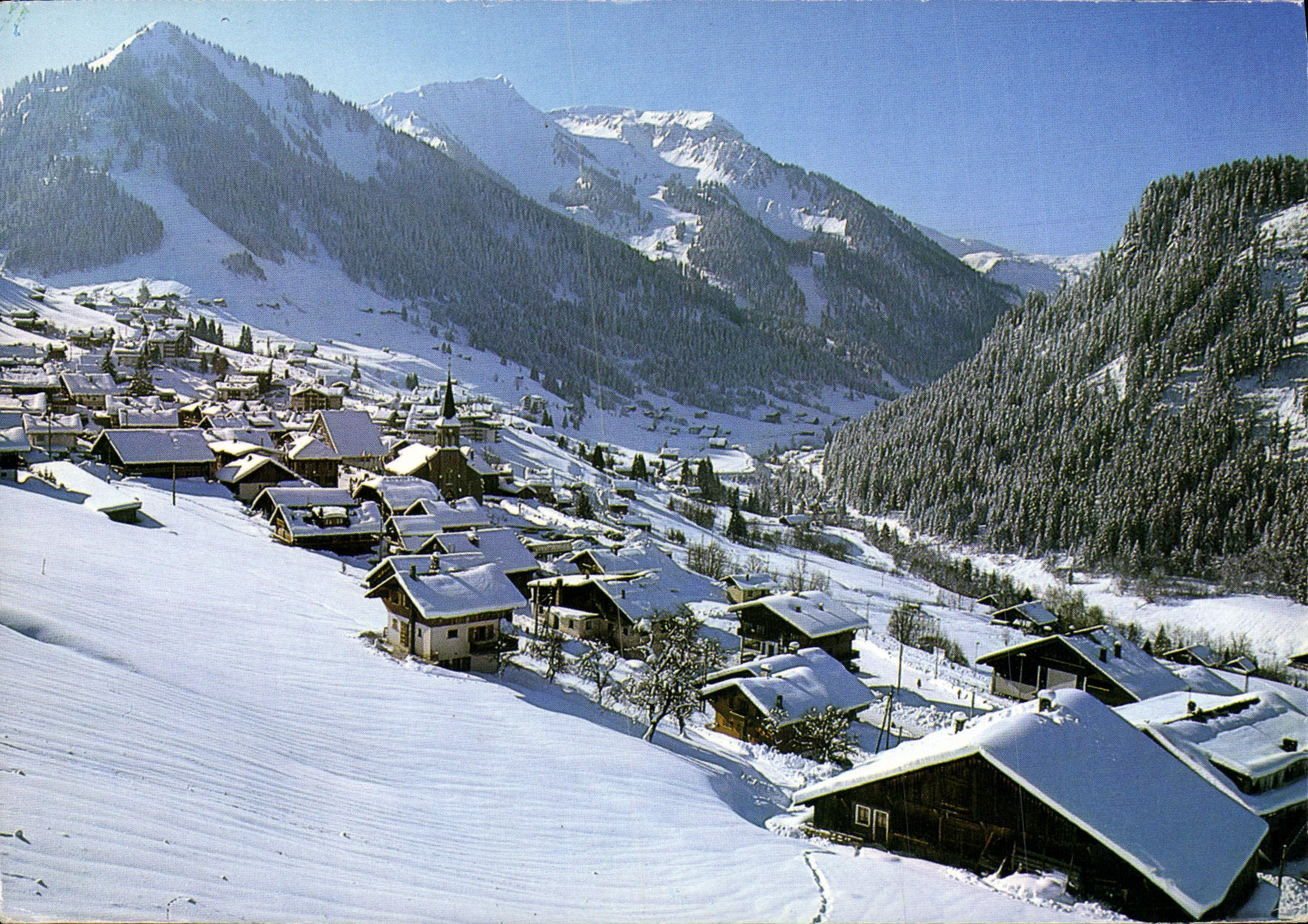 MODERN CARD Chatel Station Gates of the Sun the station solid mass of Linga and the valley of Essert