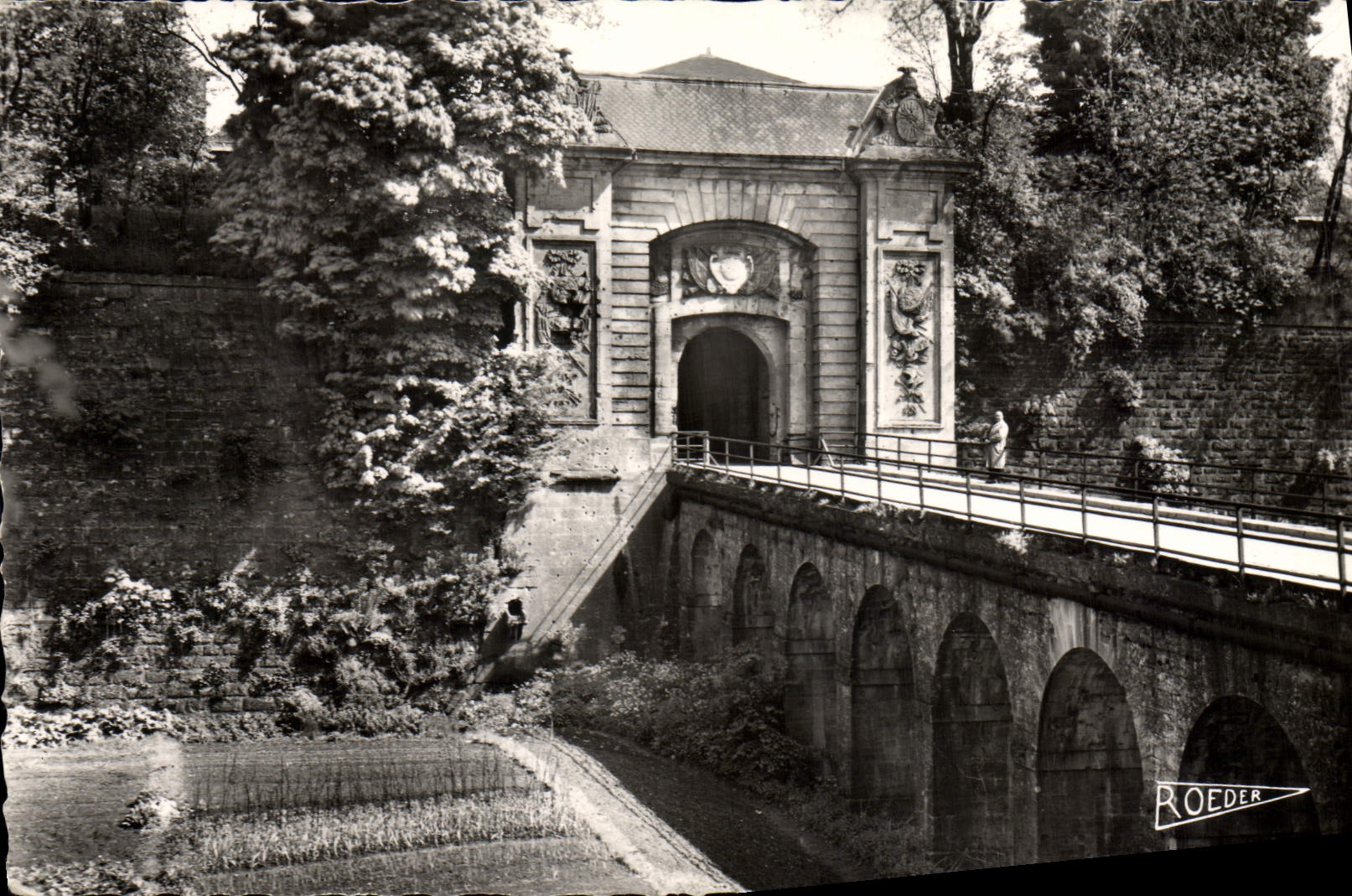 MODERN CARD Longwy Hout Carries France