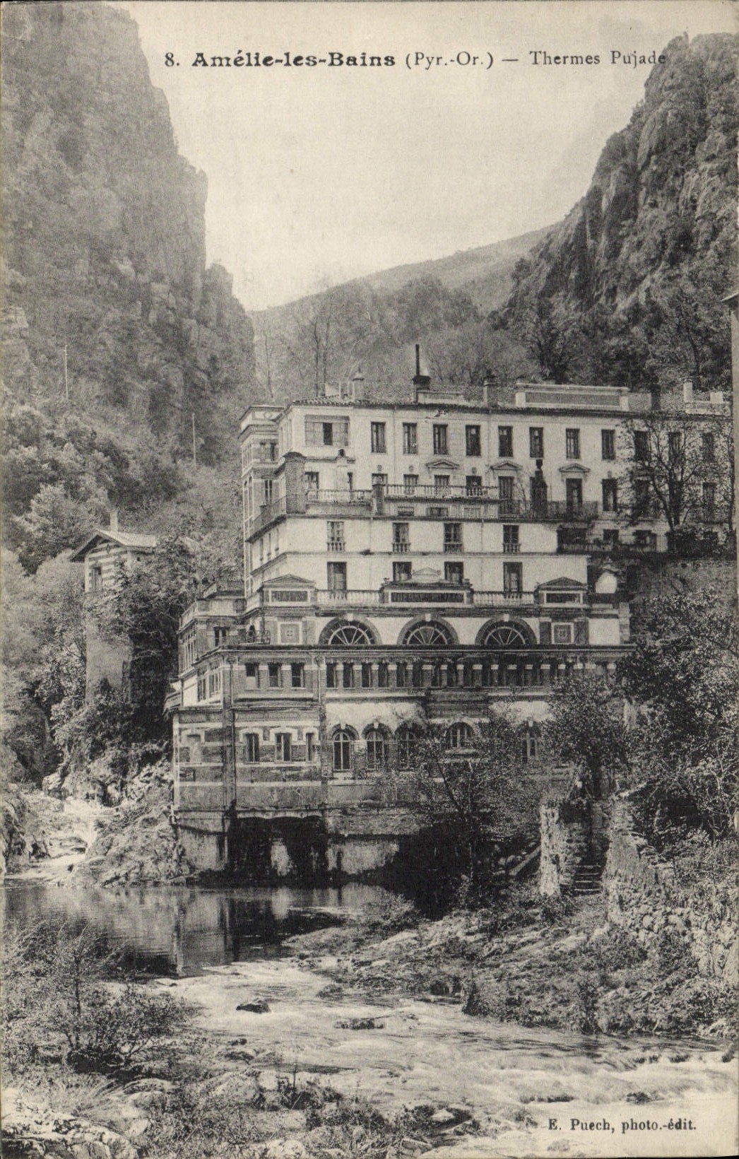 VINTAGE POSTCARD Amélie les Bains Pujade Thermal baths