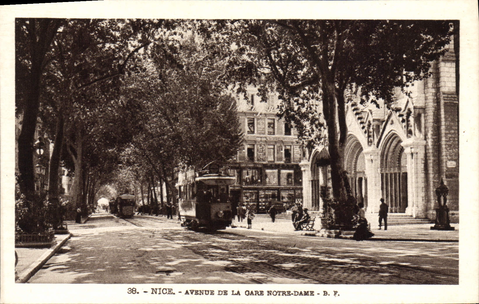 CPA Nice Avenue de la Gare Notre Dame Tramway