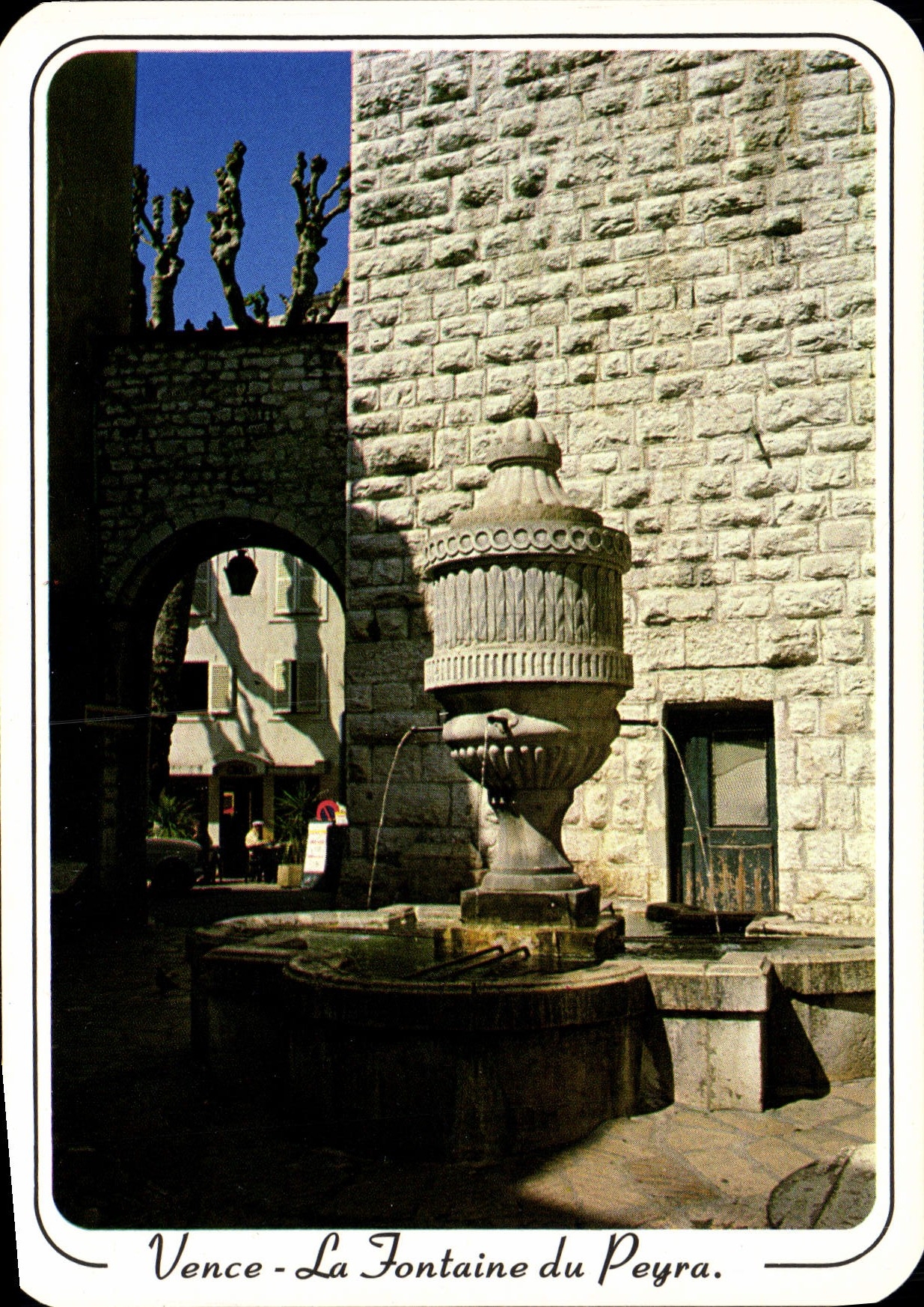 MODERN CARD Vence the Fountain of Peyra