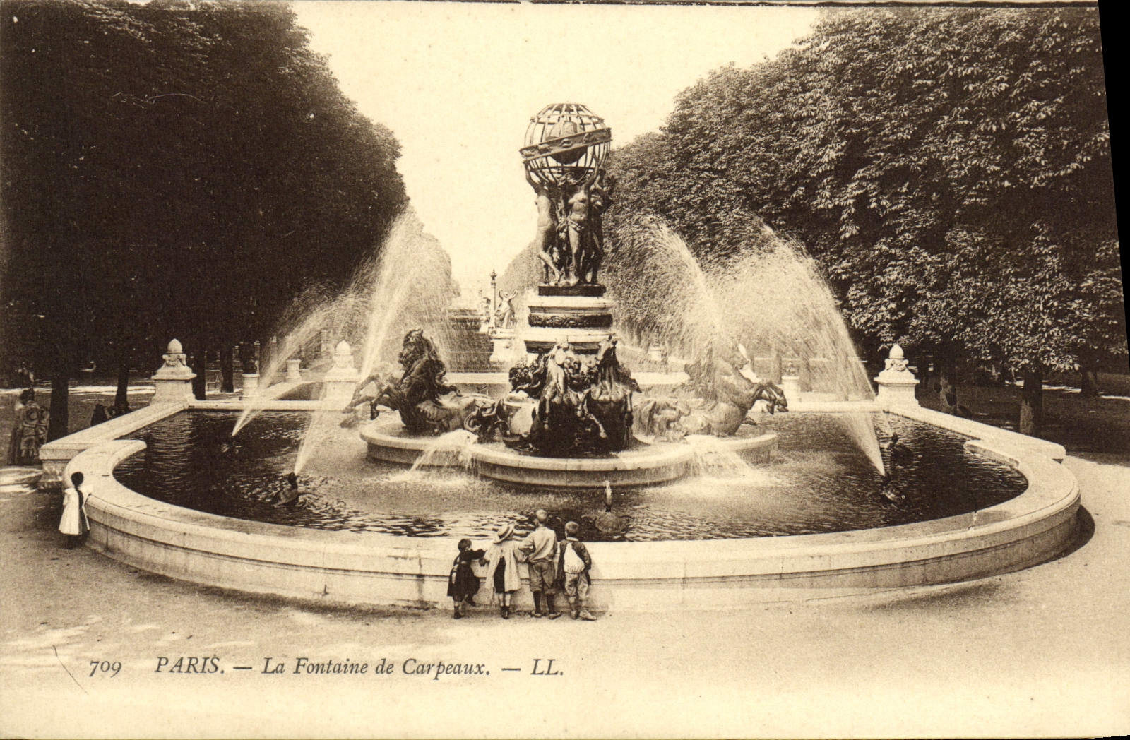 CPA Paris La Fontaine de Carpeaux 