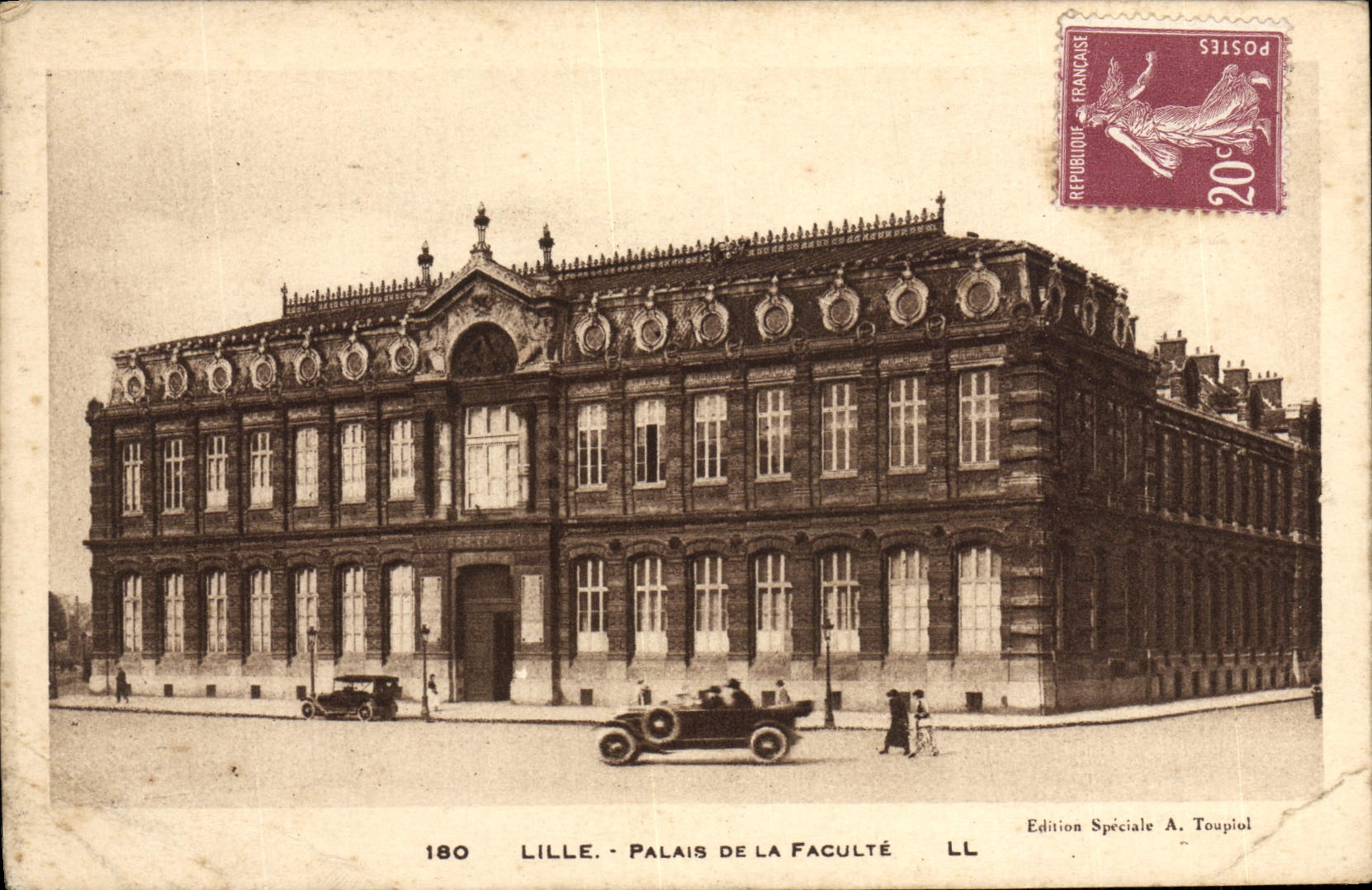 CPA Lille Palais De La Faculte