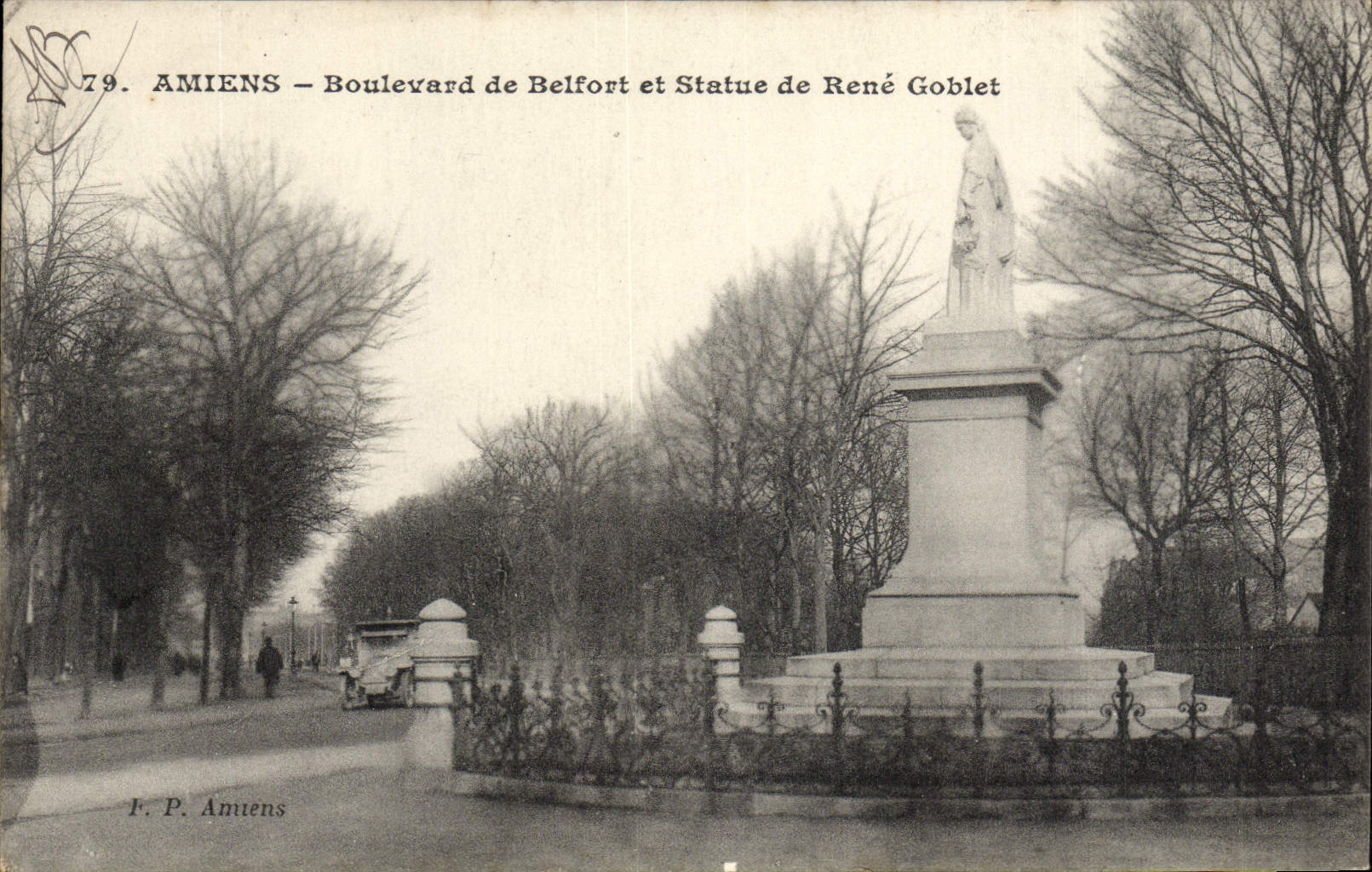 VINTAGE POSTCARD Amiens Boulevard Of Belfort And Statue Of Rene Goblet