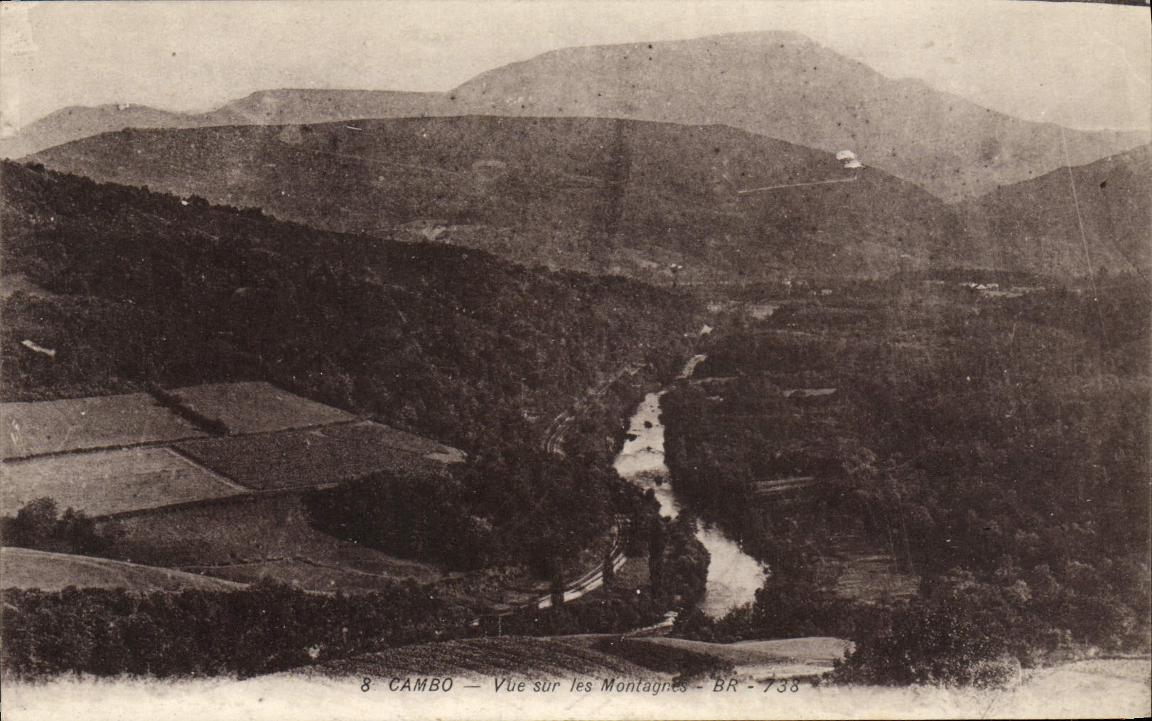 CPA Cambo Vue Sur Les Montagnes