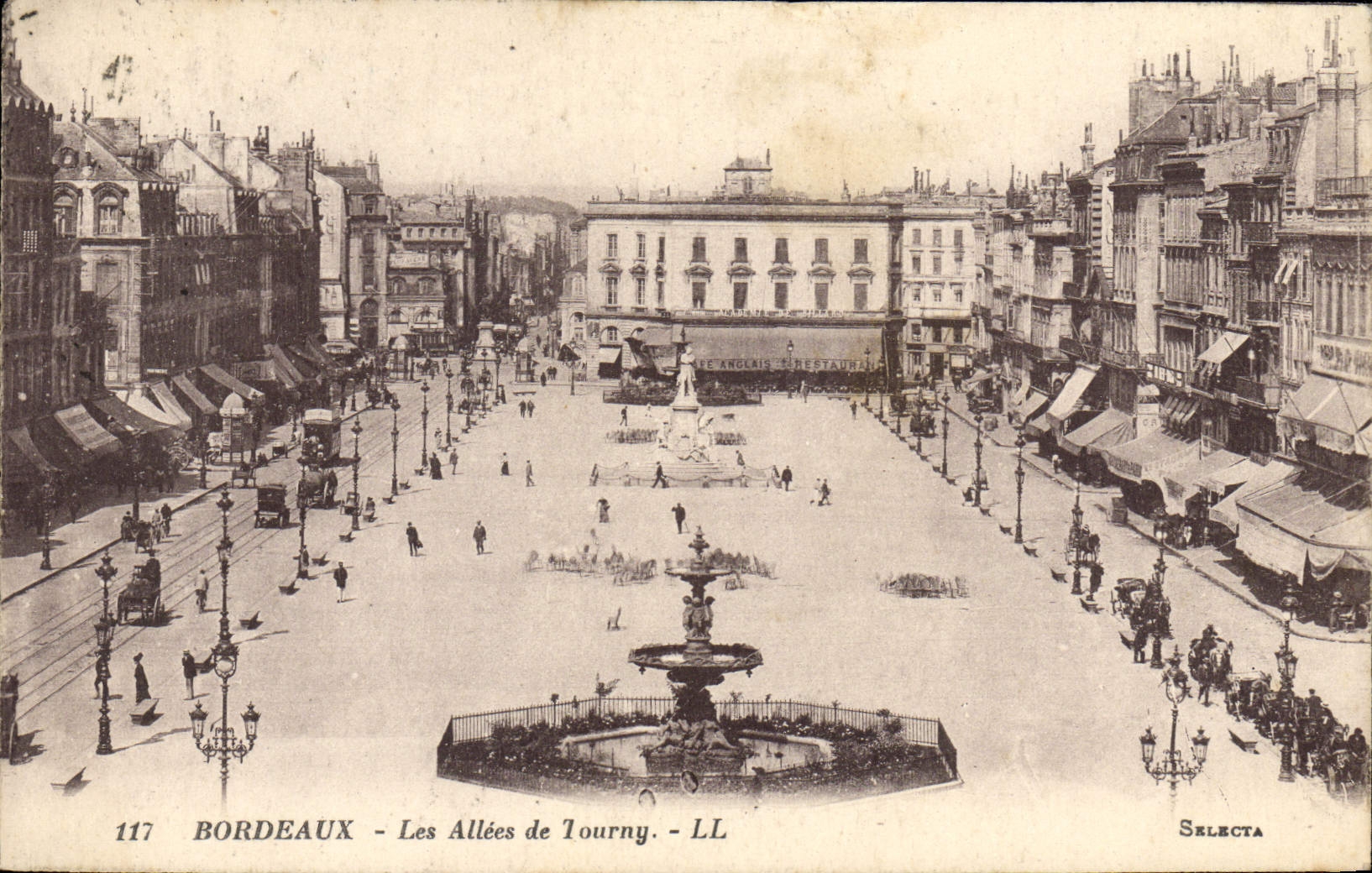 CPA Bordeaux Les Allees De Tourny