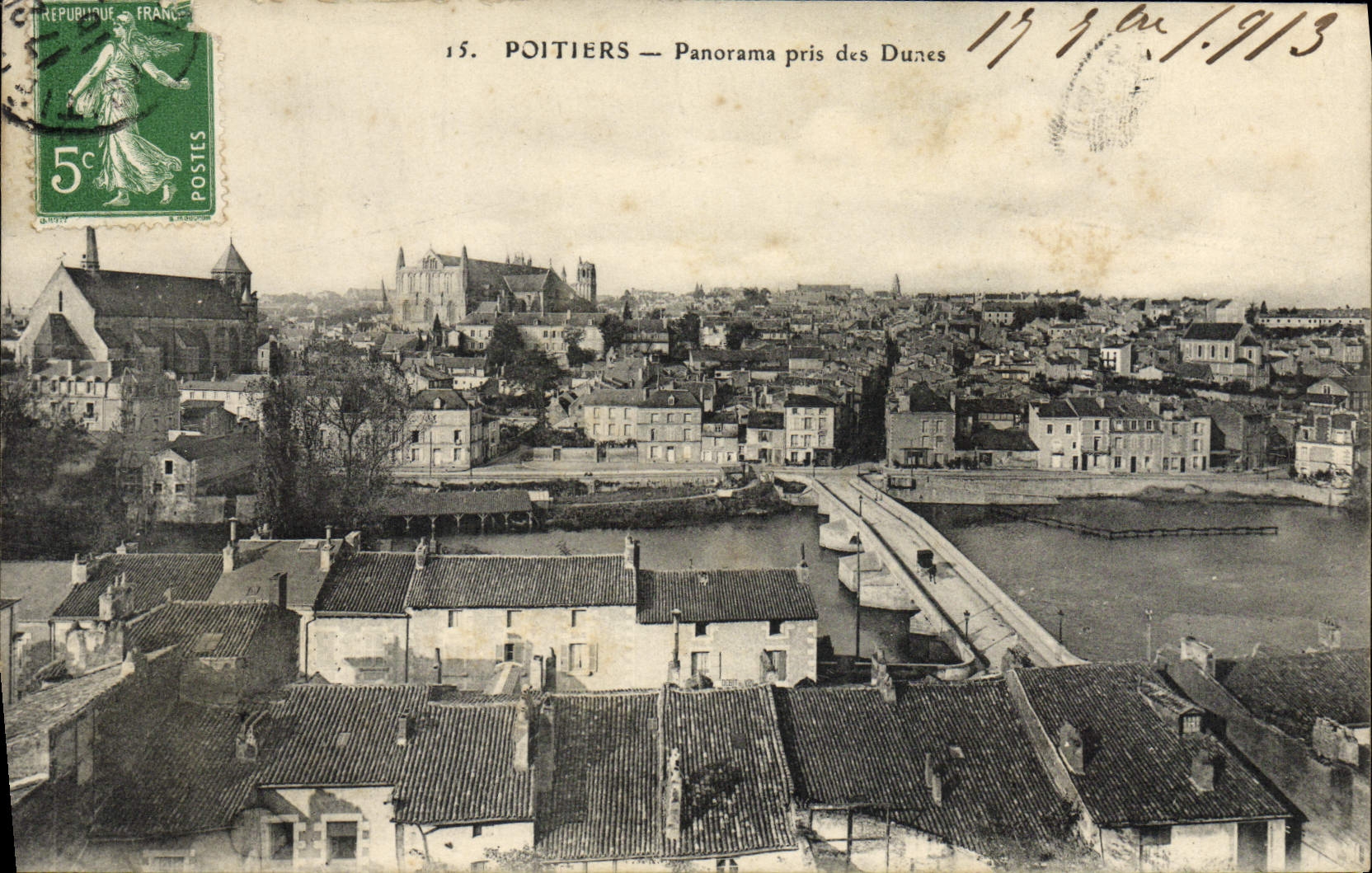 CPA Poitiers Panorama Pris Des Dunes