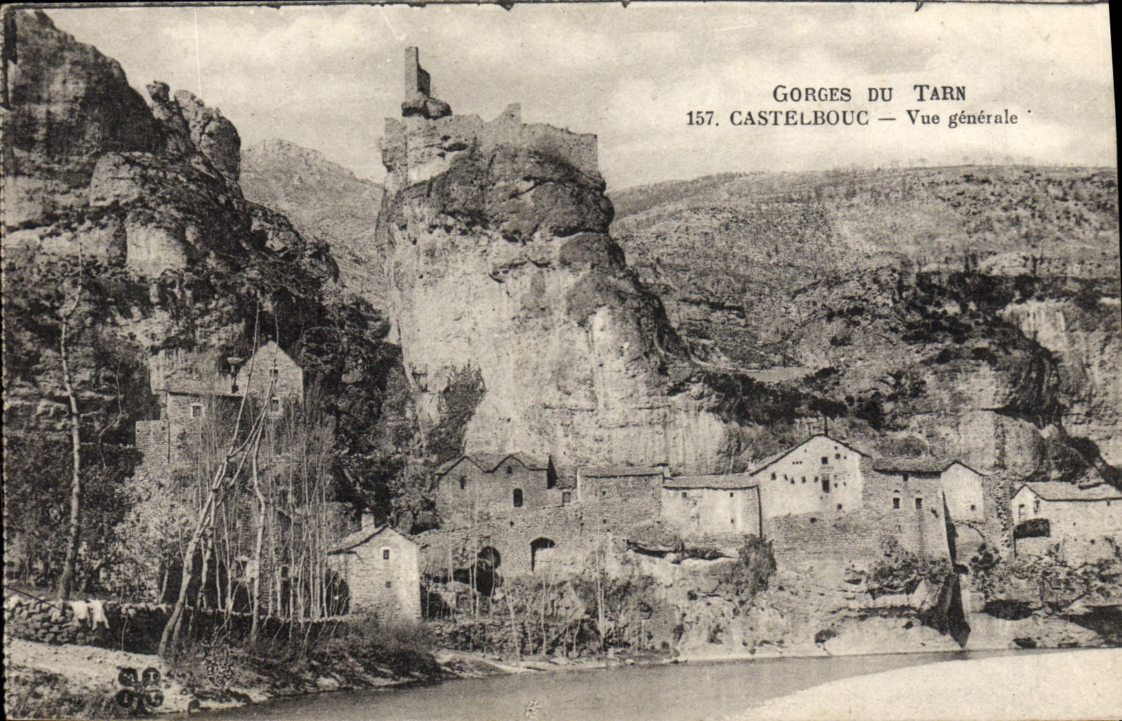 VINTAGE POSTCARD Castelbouc Falls View