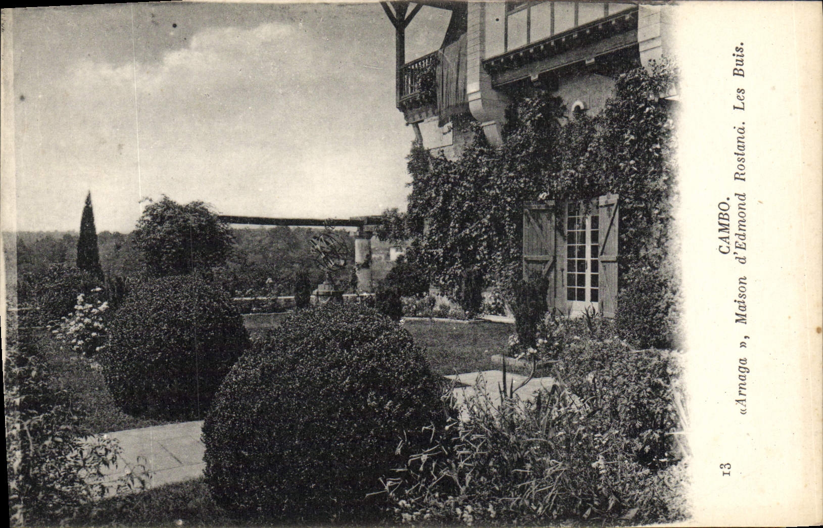 VINTAGE POSTCARD Cambo Arnaga House Of Edmond Rostand boxwood