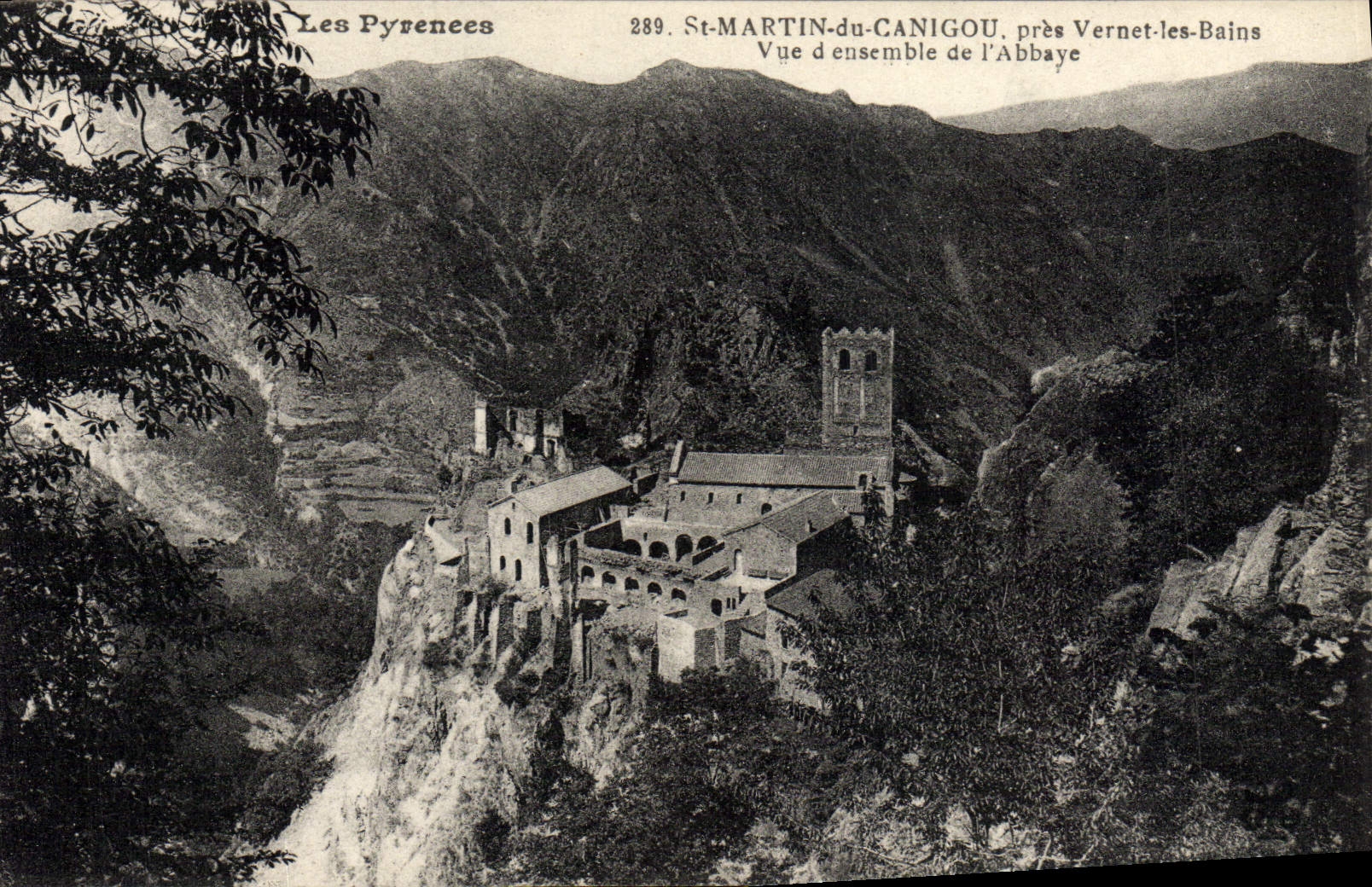 VINTAGE POSTCARD St Martin Of Canigou Close vernet Les Bains Overall picture of the abbey