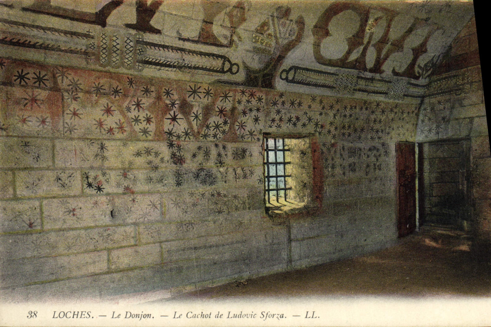 CPA Loches Le Donjon Le Cachot De Ludovic Sforza
