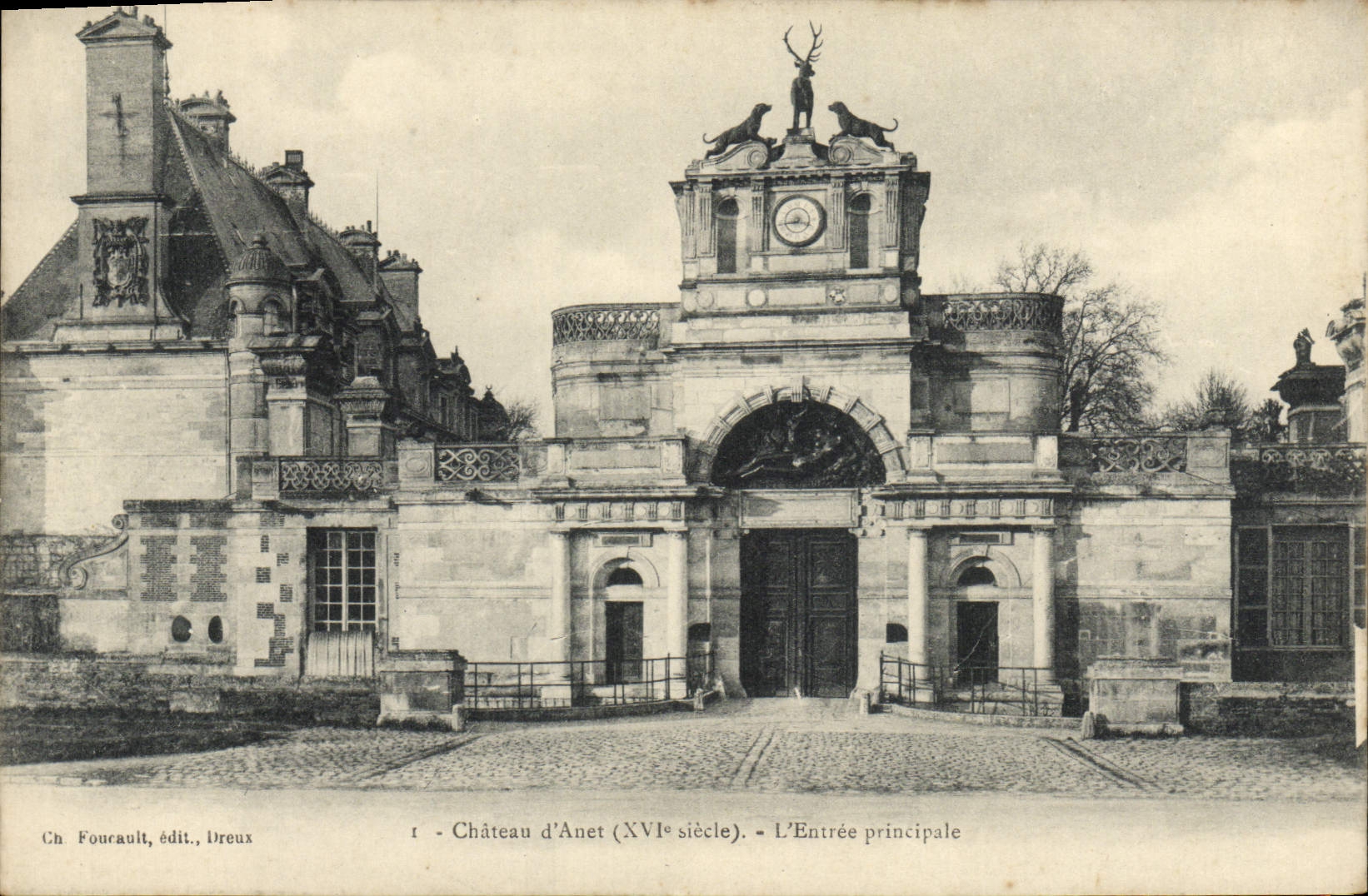 Castillo de la POSTAL de la VENDIMIA del perro del macho de la entrada principal de Anet I