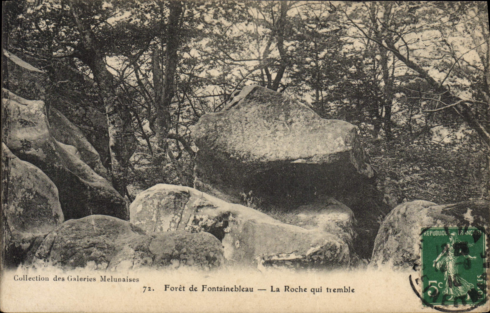 CPA Foret De Fontainebleau La Roche Qui Tremble