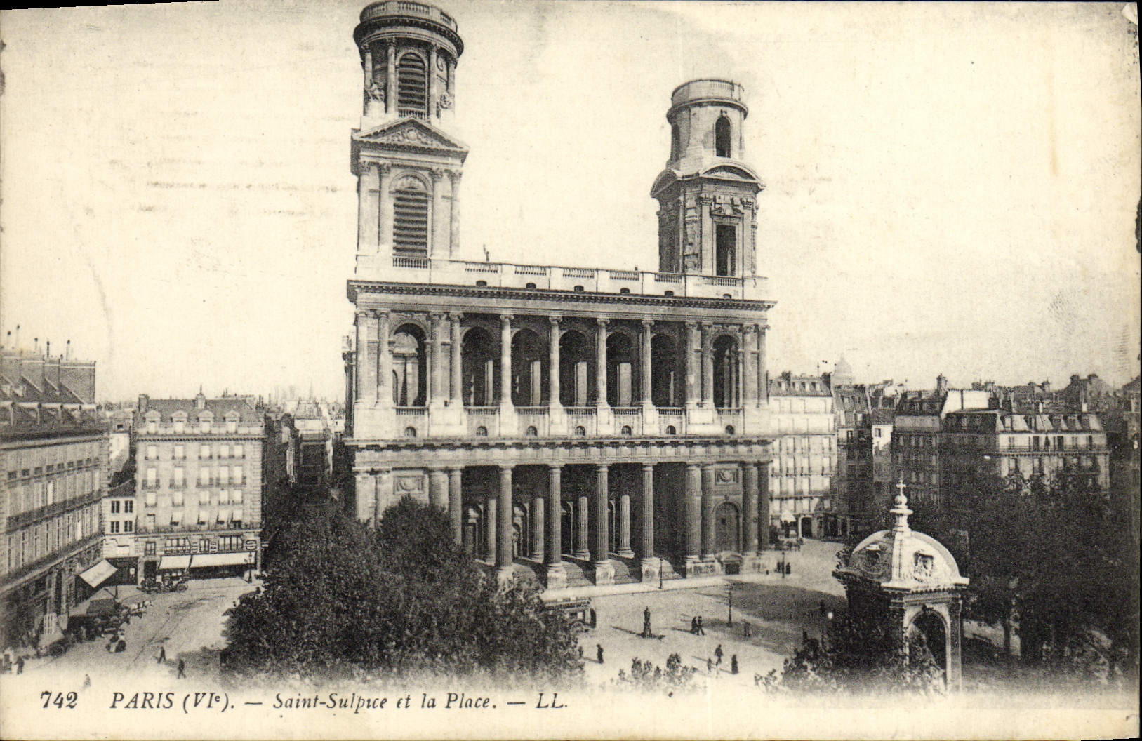 VINTAGE POSTCARD Holy Paris Supice And the Place