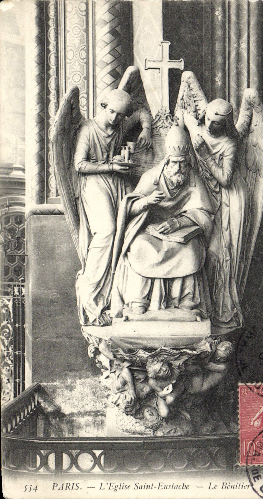 CPA Paris L'Eglise Saint Eustache Le benitier