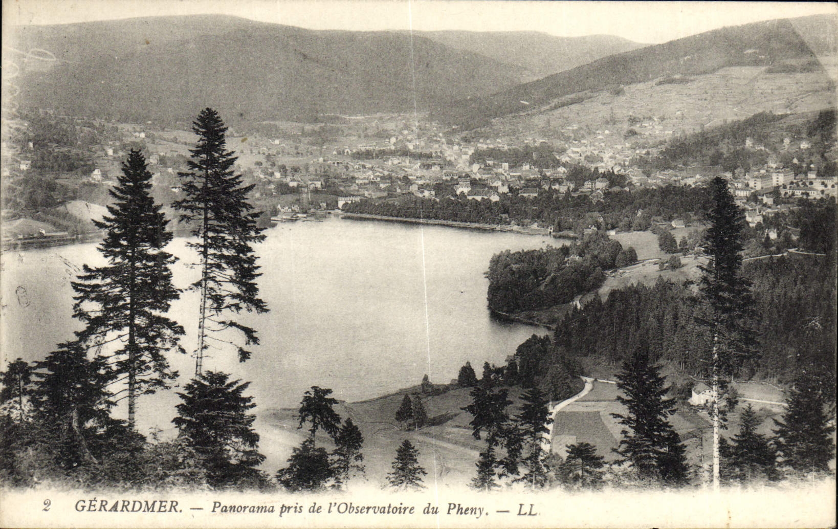 CPA Gerardmer Panorama Pris de L'Observatoire du Pheny