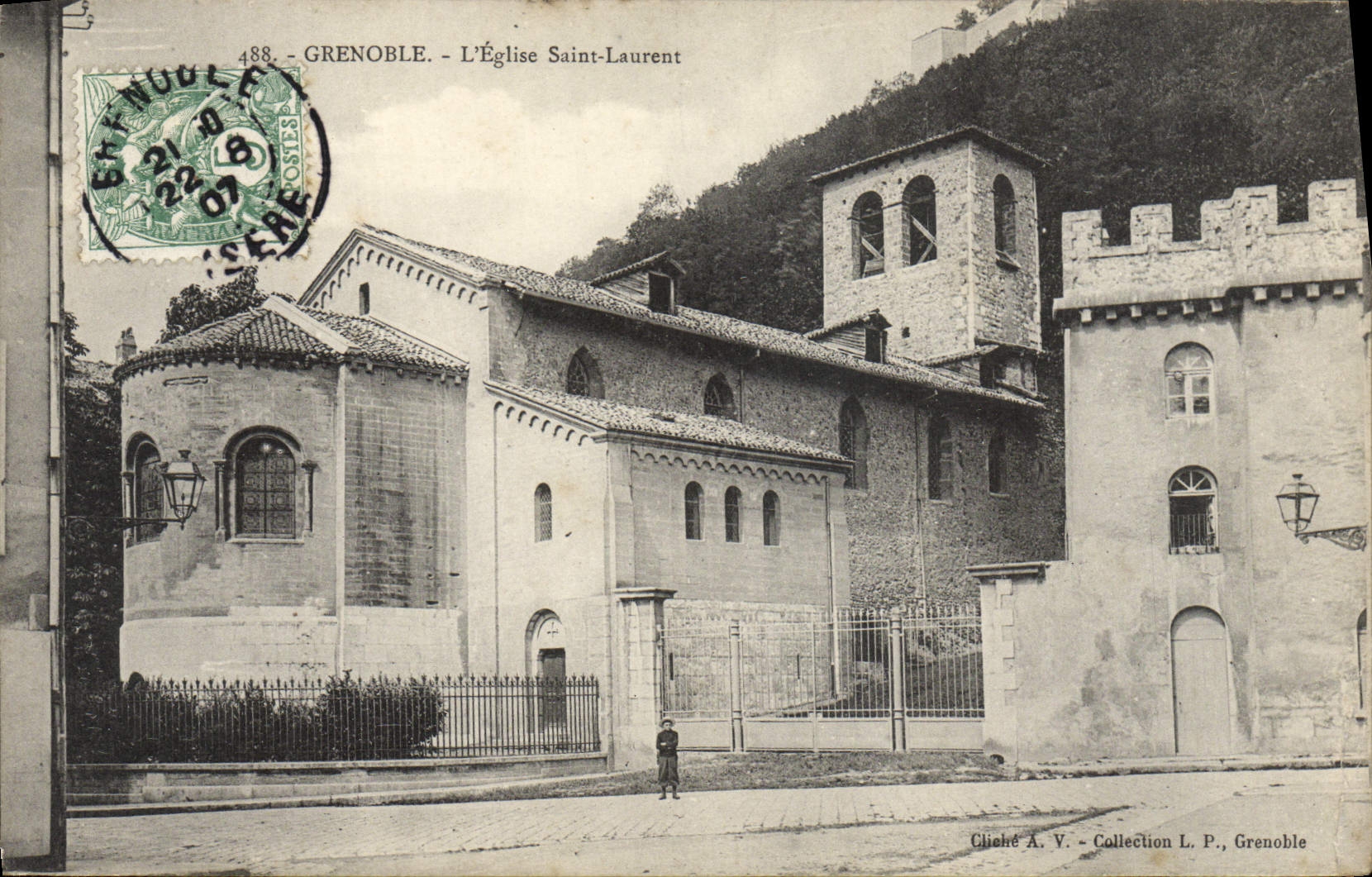 CPA Grenoble L'Eglise Saint Laurent