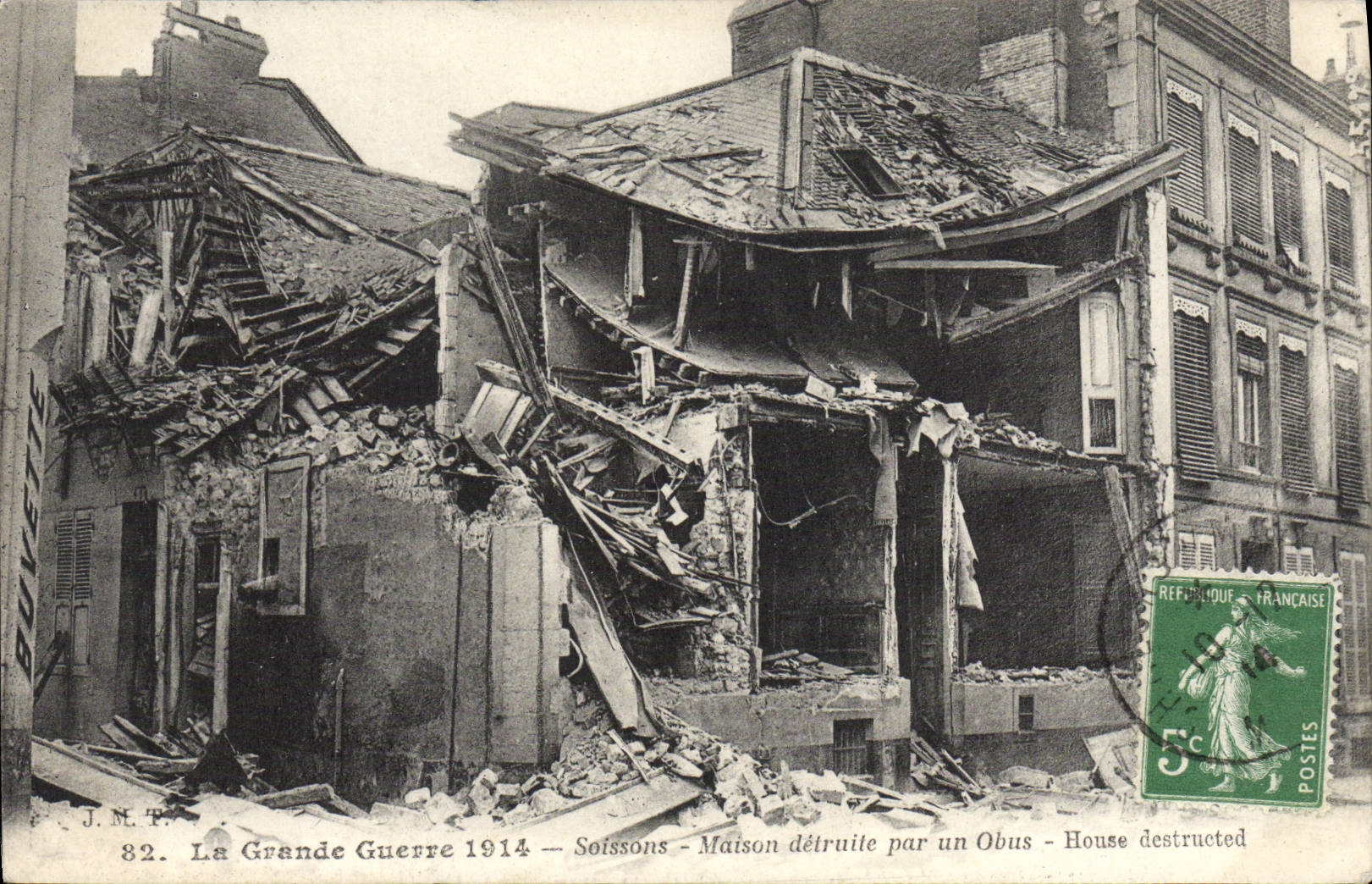 VINTAGE POSTCARD Soissons House destroyed by a Militaria shell