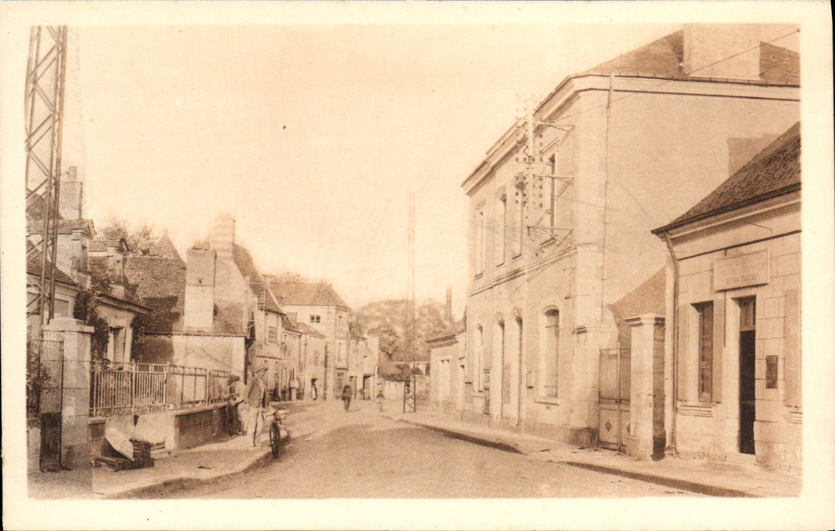 VINTAGE POSTCARD Gizeux the Town hall and the Post office