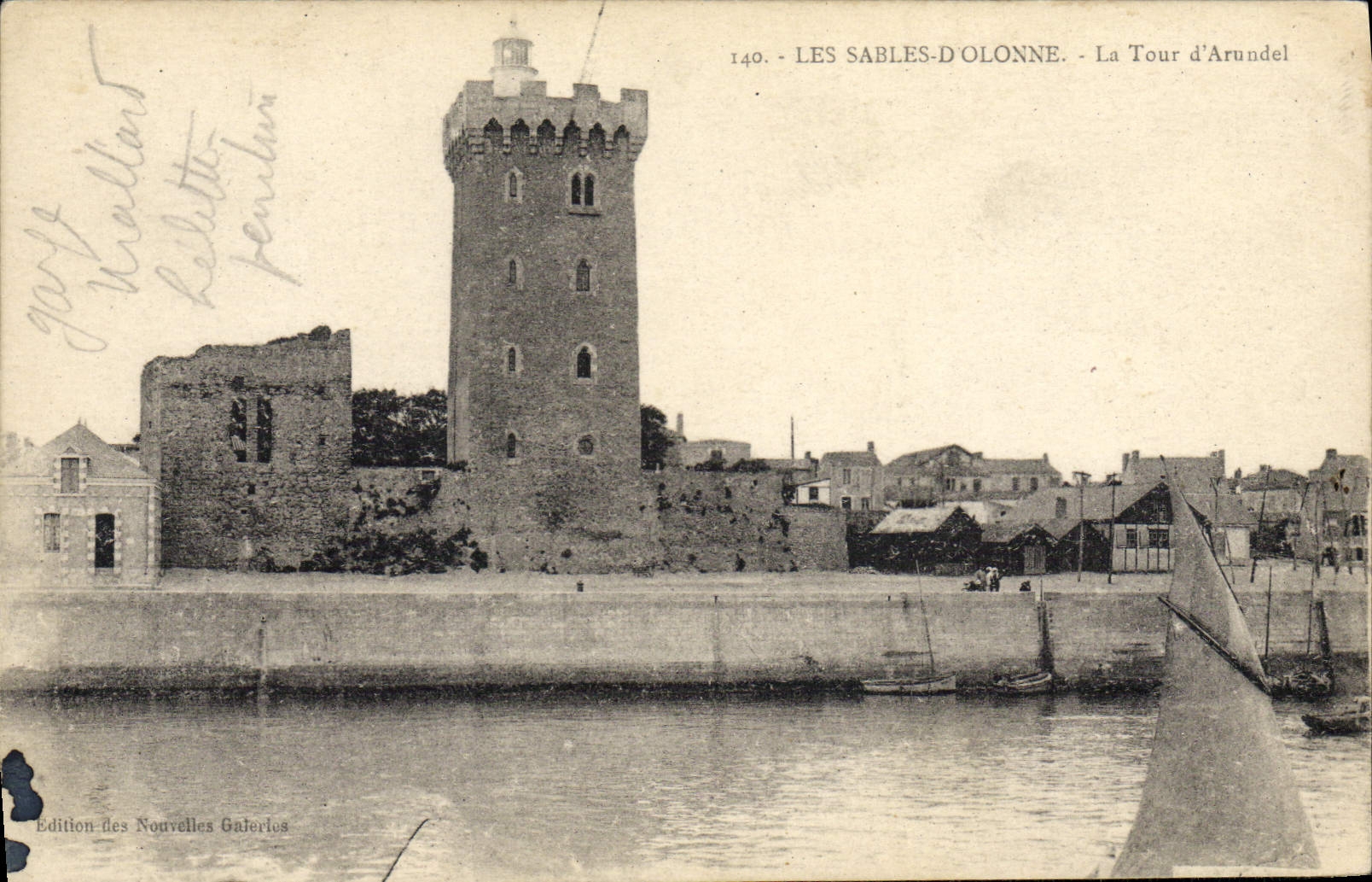 POSTAL de la VENDIMIA con Sables d'Olonne la torre de Arundel