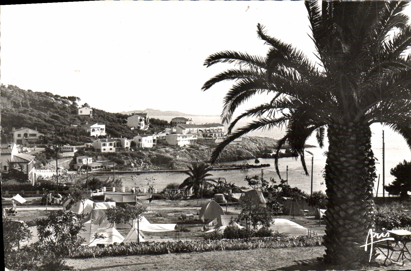 CPM Sanary Port Issol Camping