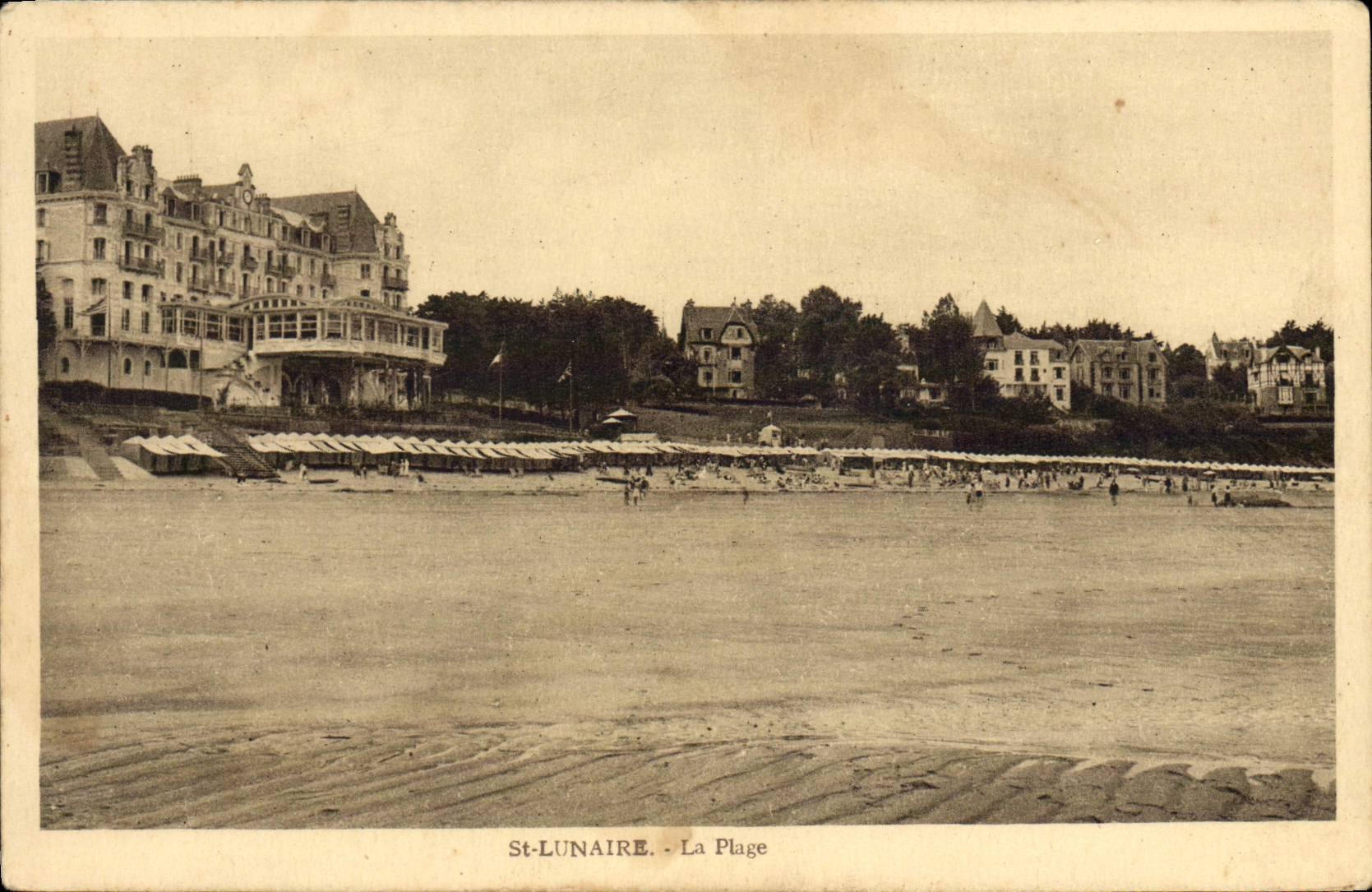 VINTAGE POSTCARD Lunar St the beach