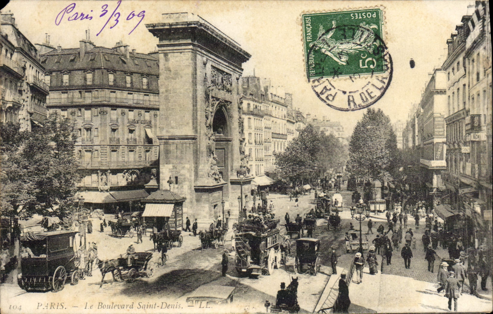 CPA Paris Le Boulevard Saint Denis