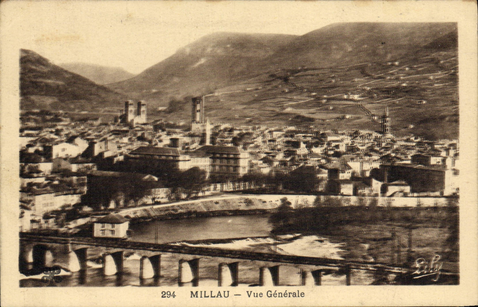 VINTAGE POSTCARD Millau View