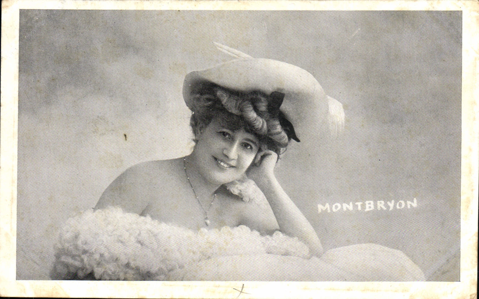 VINTAGE POSTCARD Fantasy Montbryon Woman