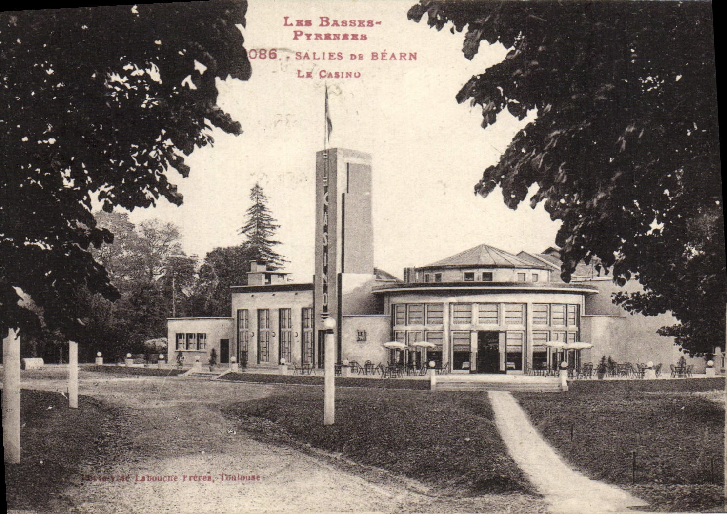 VINTAGE POSTCARD Dirtied De Bearn the Casino