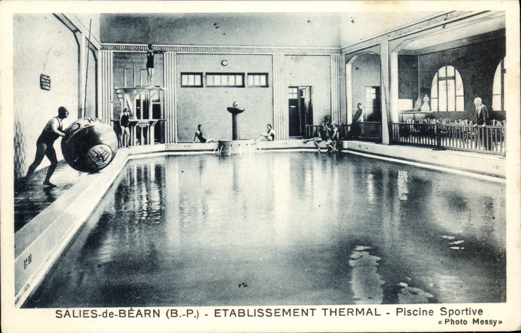 CPA Salies de Bearn Etablissement Thermal Piscine sportive