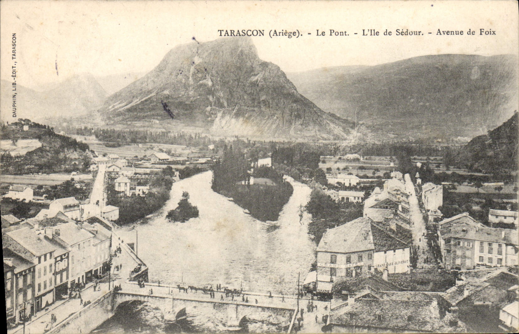 VINTAGE POSTCARD Tarascon the Bridge De Sedour Avenue of Foix