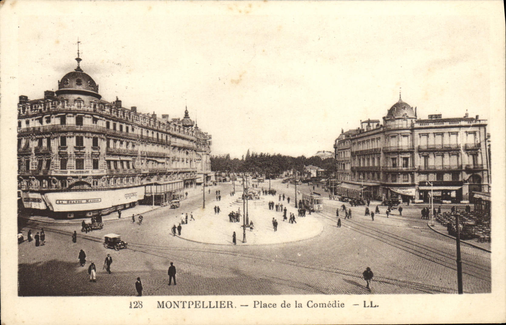 VINTAGE POSTCARD Montpellier Places Comedy Tram