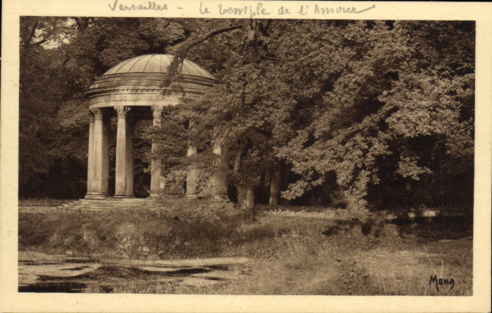 VINTAGE POSTCARD Versailles the temple of the Bouchardon love