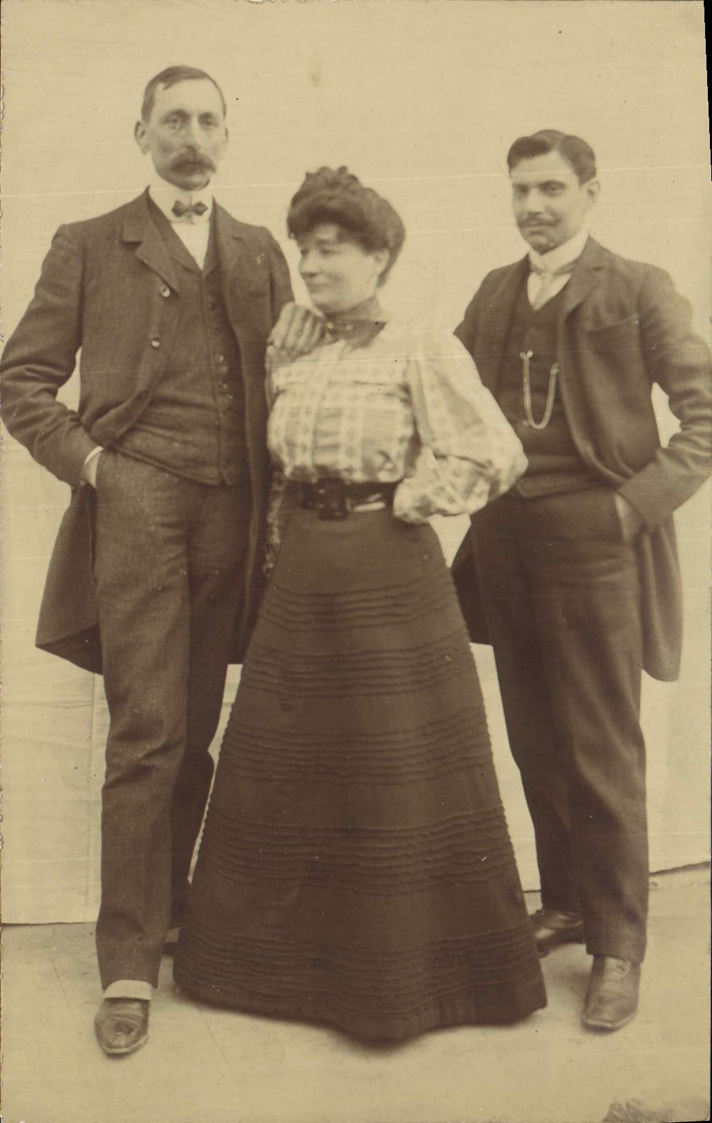 Real photo Woman Men