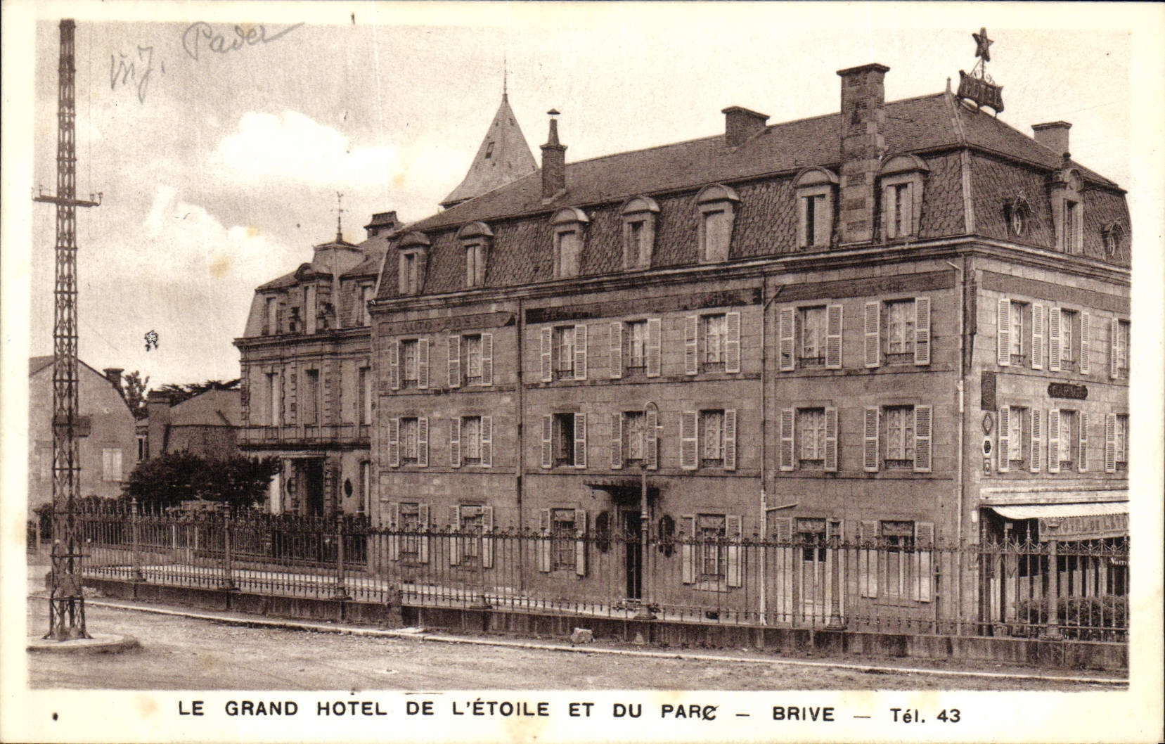 VINTAGE POSTCARD Brive the large hotel of star and the park